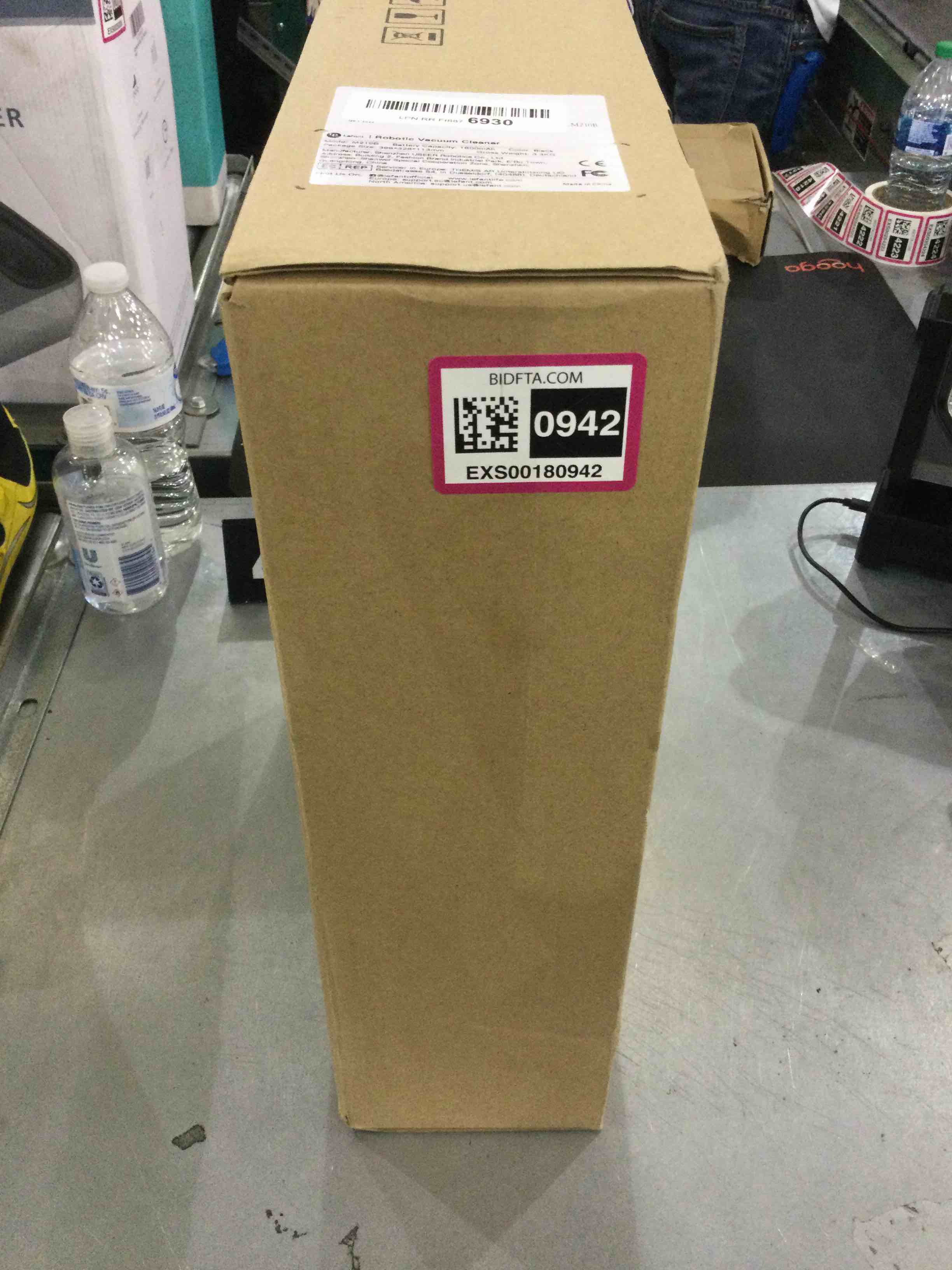 https://s3.amazonaws.com/lotting-images-prod/bidfta/EXS00180942_1684500763726.jpeg