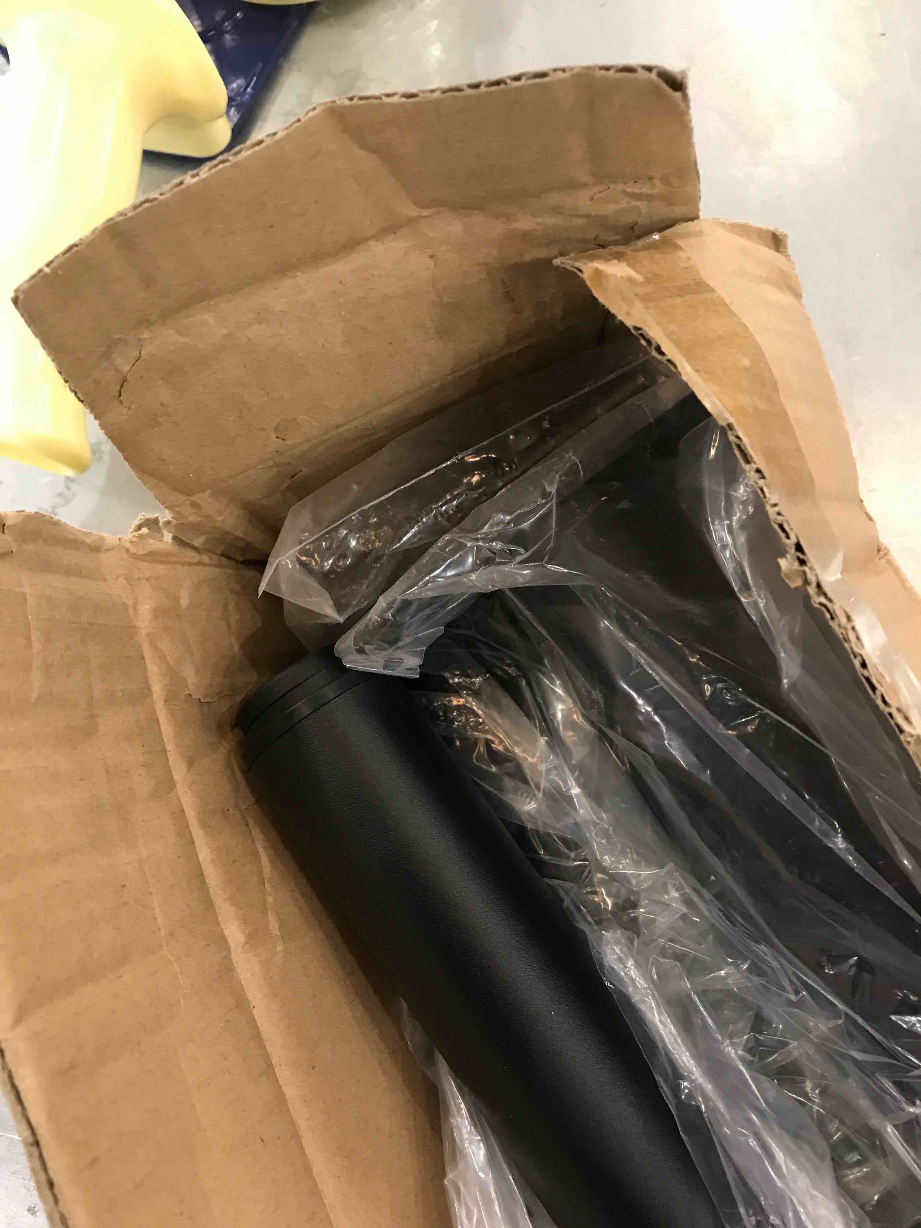https://s3.amazonaws.com/lotting-images-prod/bidfta/EXS00183796_1683056507287.jpeg