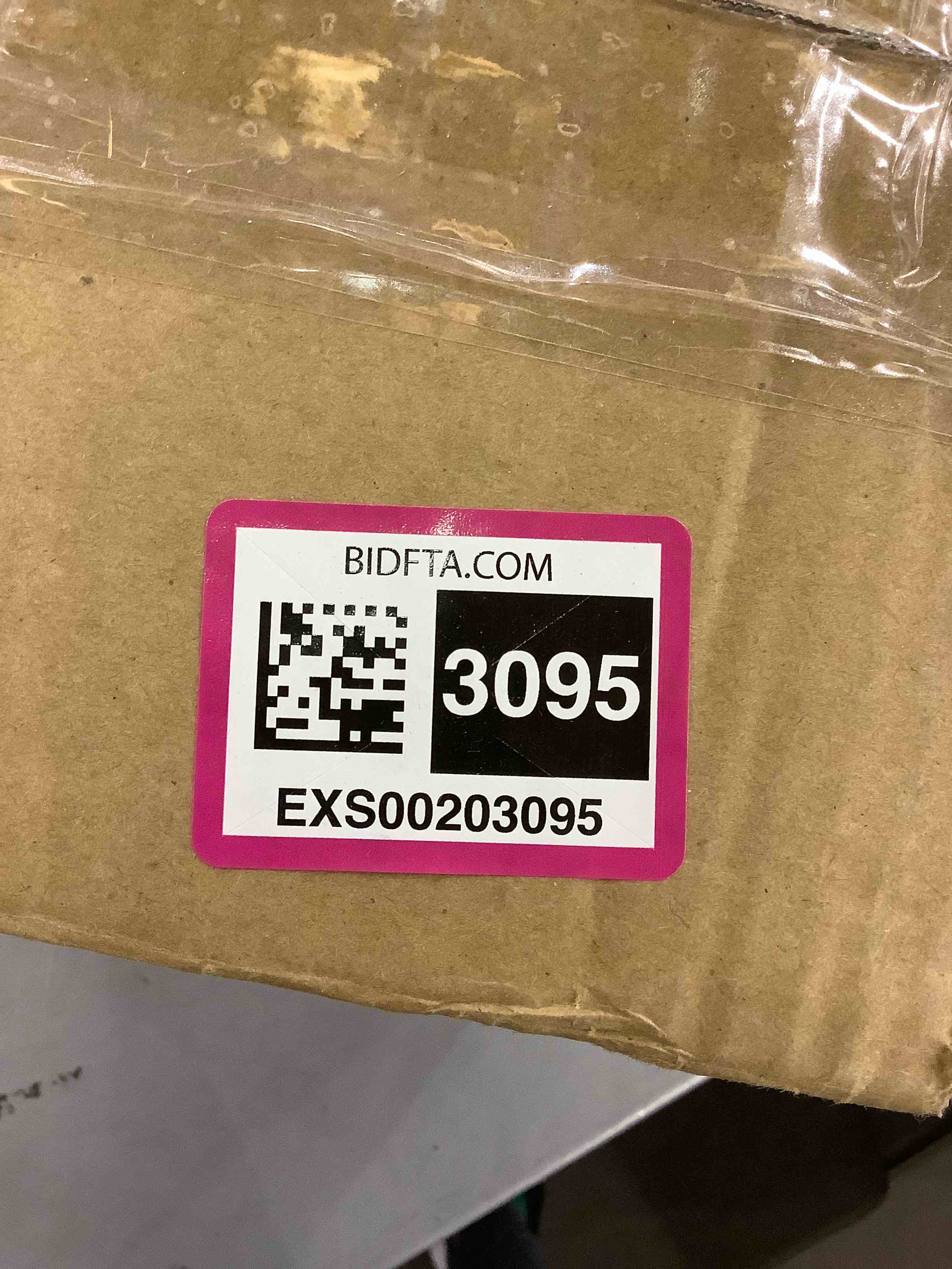 https://s3.amazonaws.com/lotting-images-prod/bidfta/EXS00203095_1684757019520.jpeg