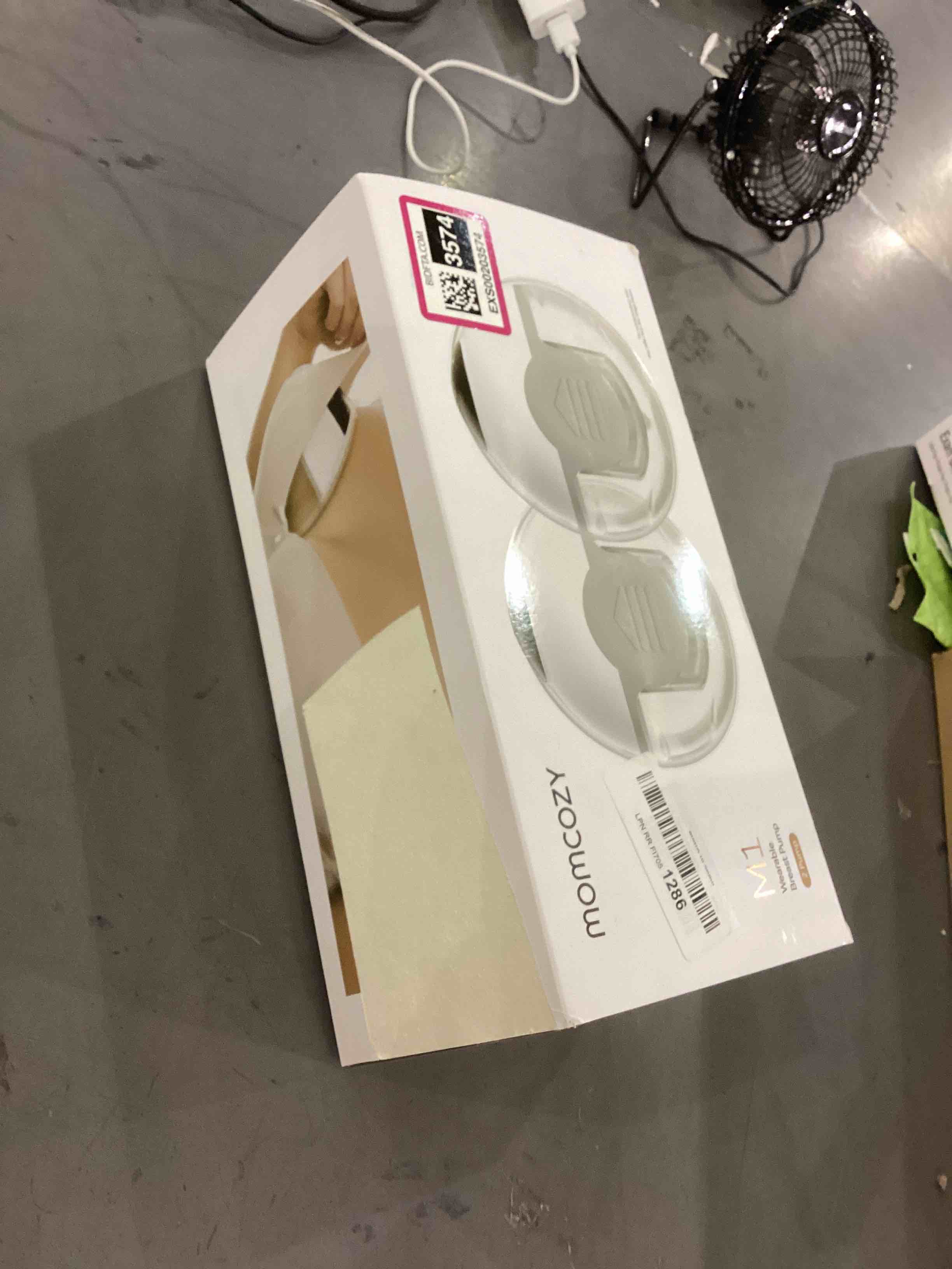 https://s3.amazonaws.com/lotting-images-prod/bidfta/EXS00203574_1684330834526.jpeg