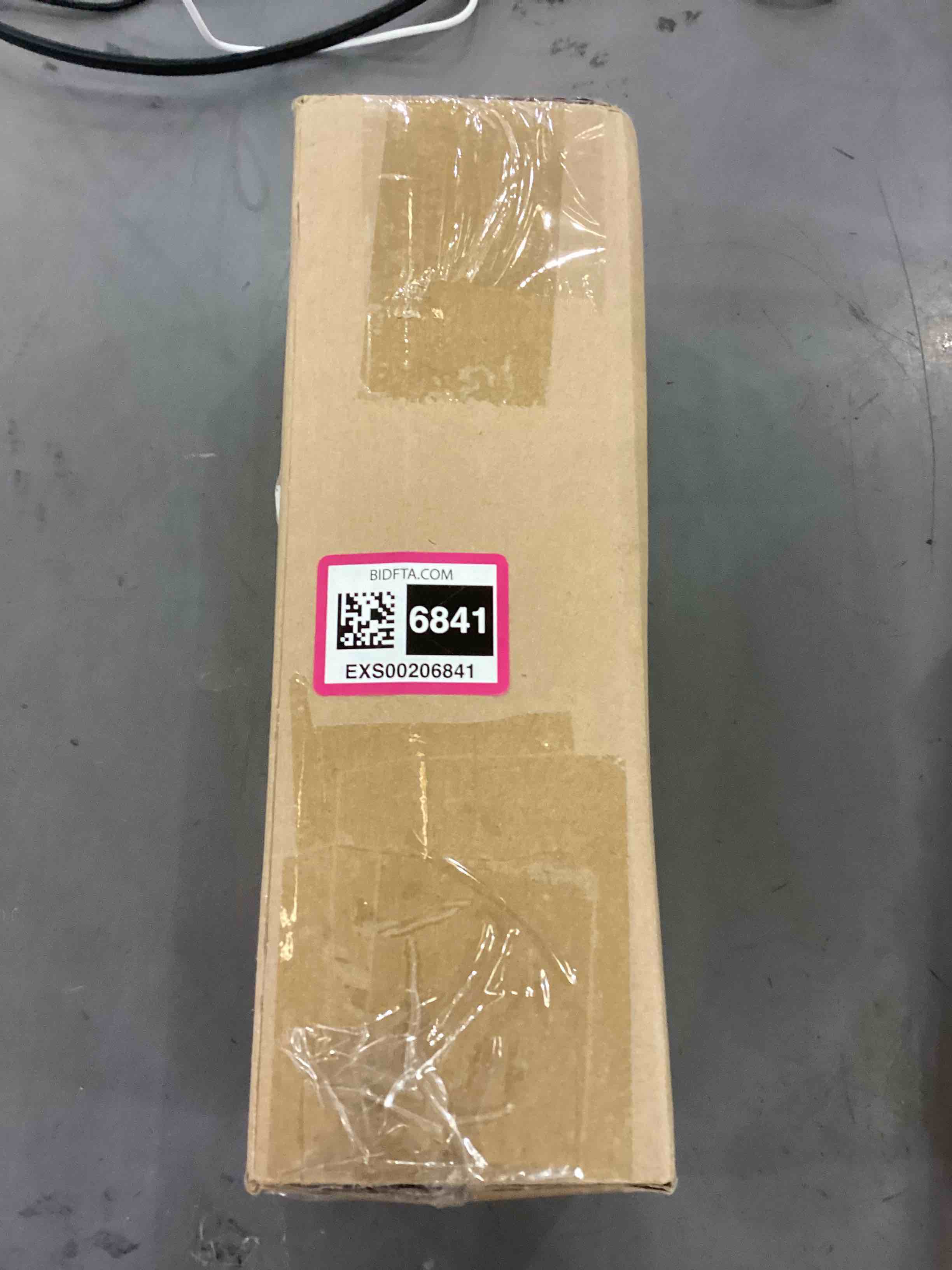 https://s3.amazonaws.com/lotting-images-prod/bidfta/EXS00206841_1684336015861.jpeg