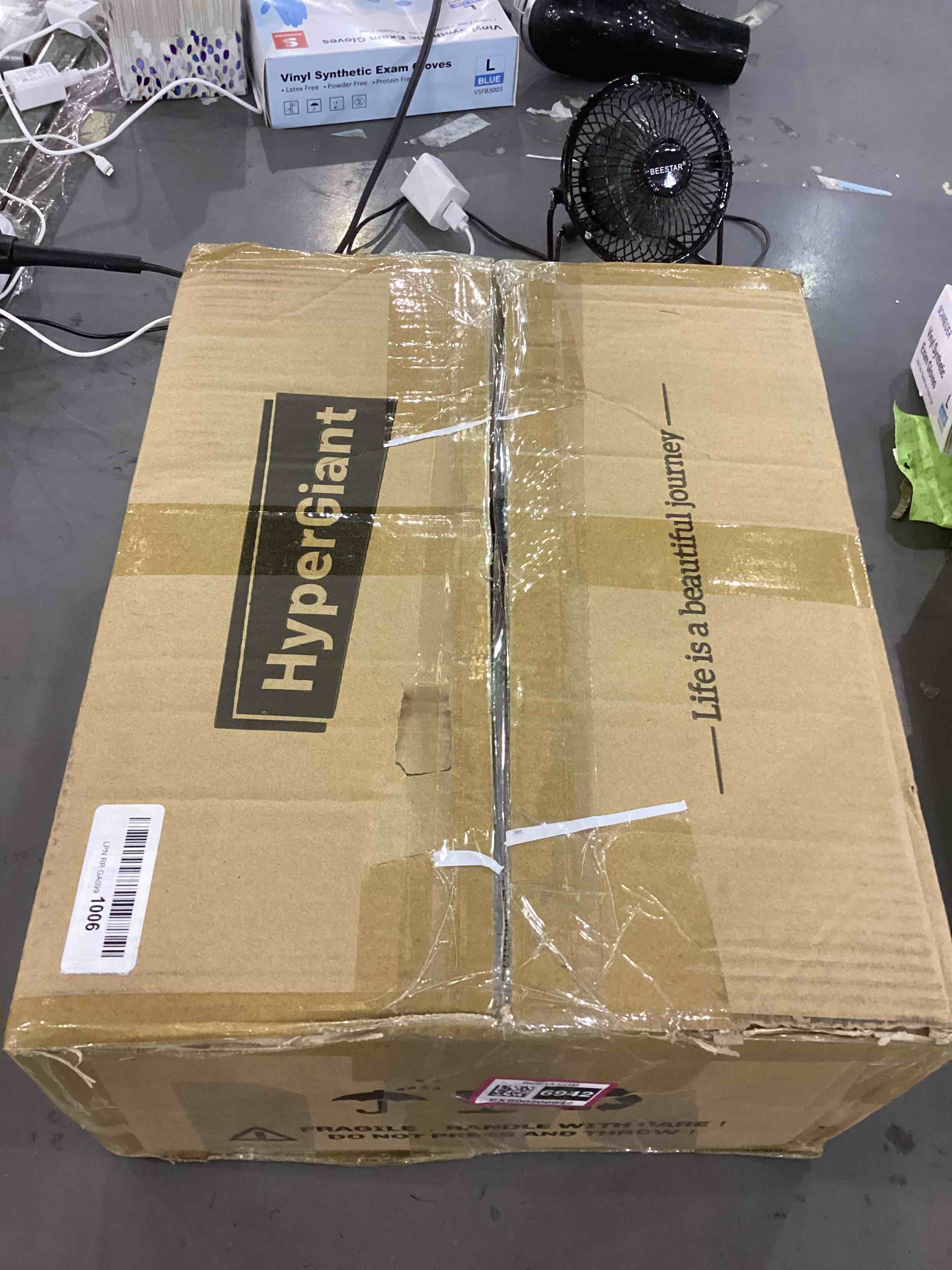 https://s3.amazonaws.com/lotting-images-prod/bidfta/EXS00206942_1684330784718.jpeg