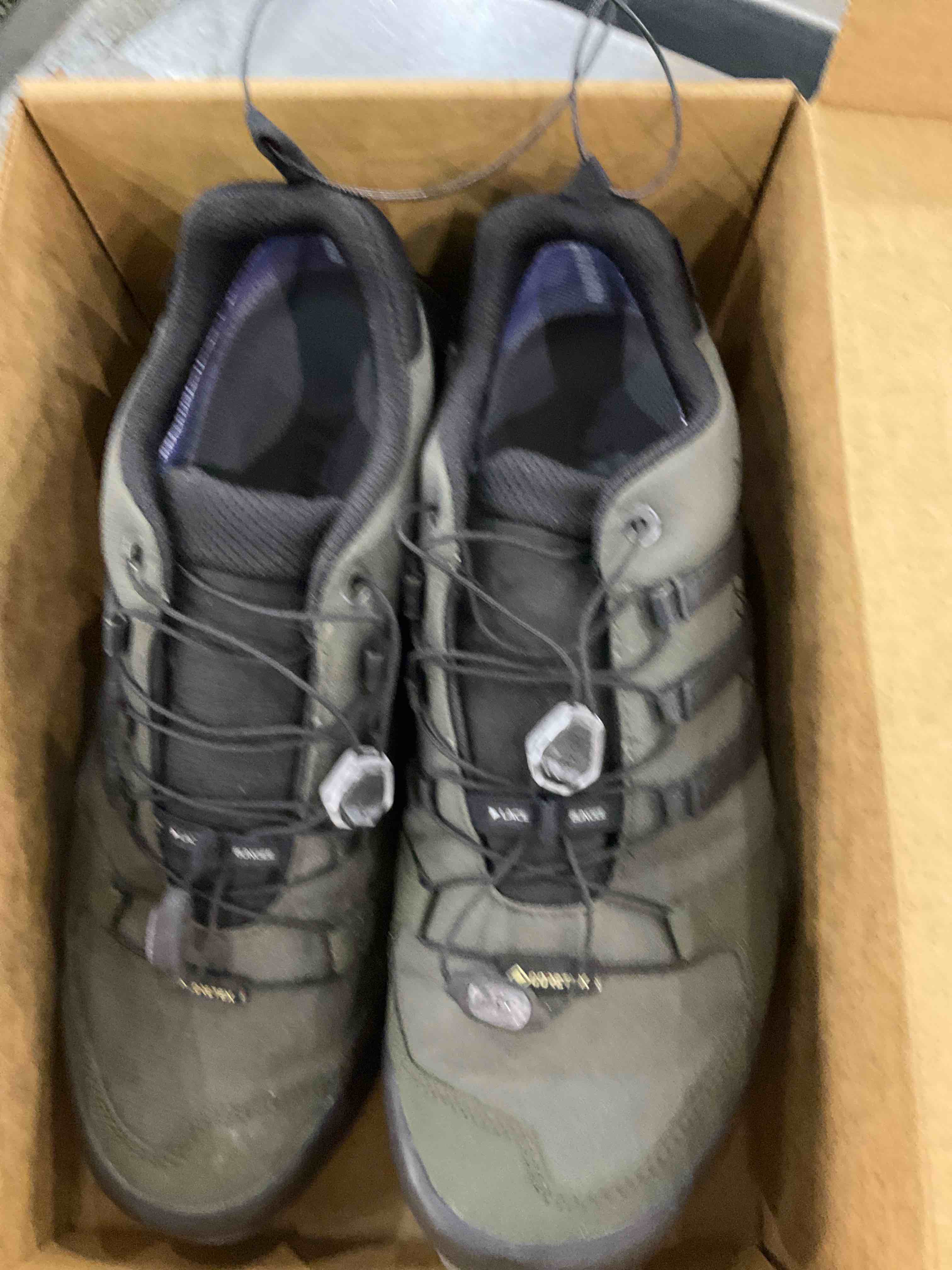 adidas shoes size 11