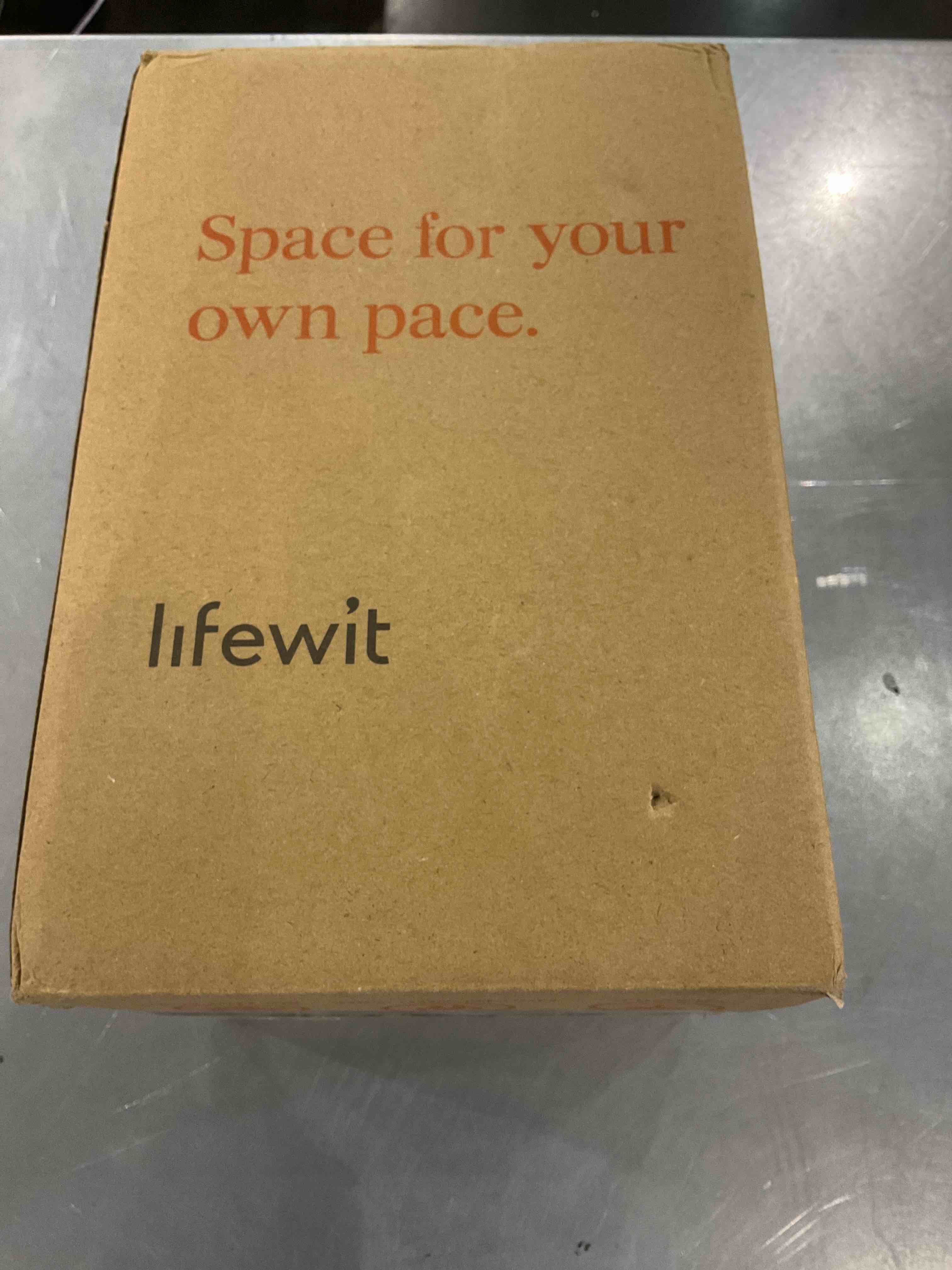 https://s3.amazonaws.com/lotting-images-prod/bidfta/EXS00217780_1683027887081.jpeg