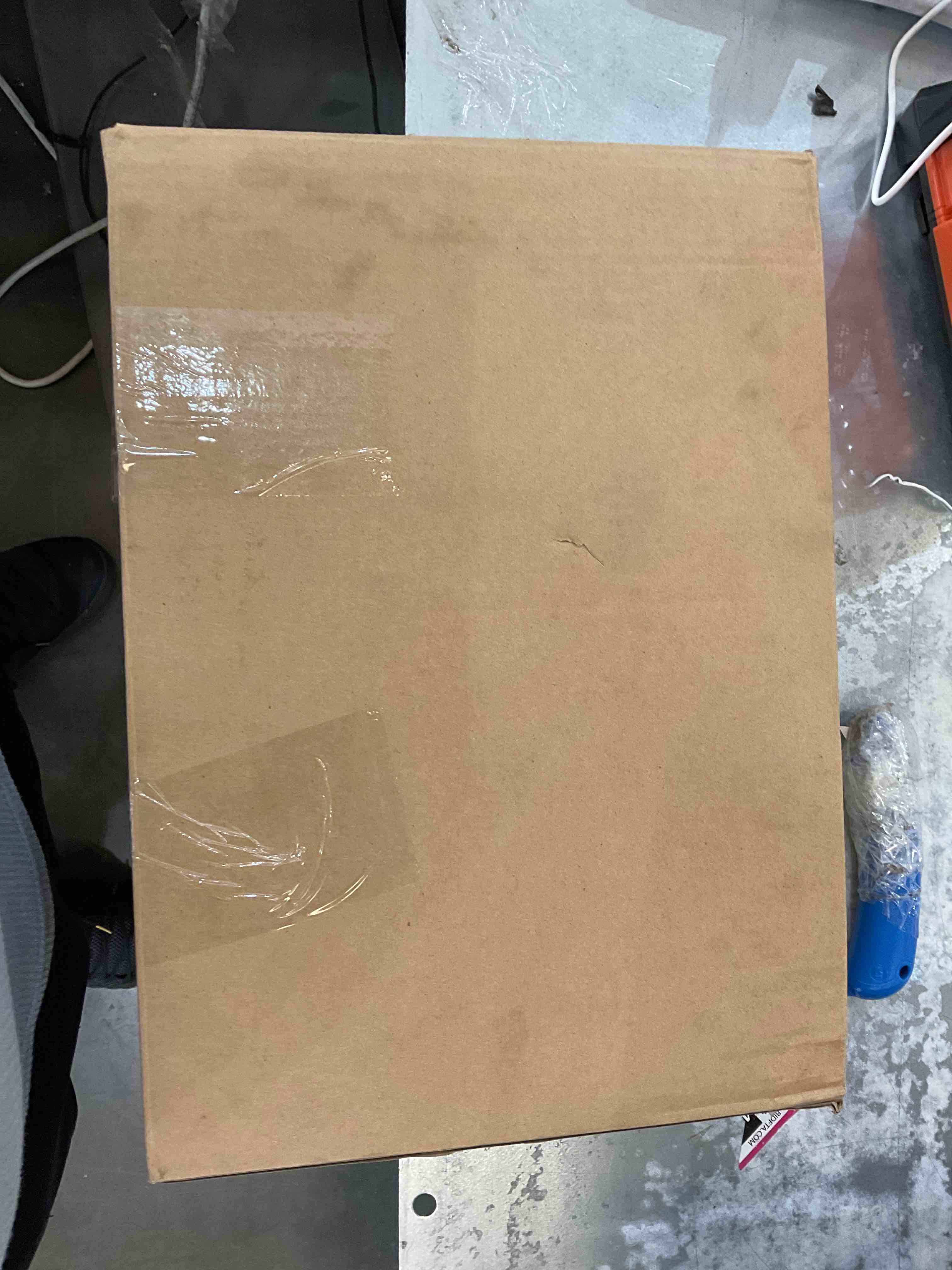 https://s3.amazonaws.com/lotting-images-prod/bidfta/EXS00220026_1686156574650.jpeg