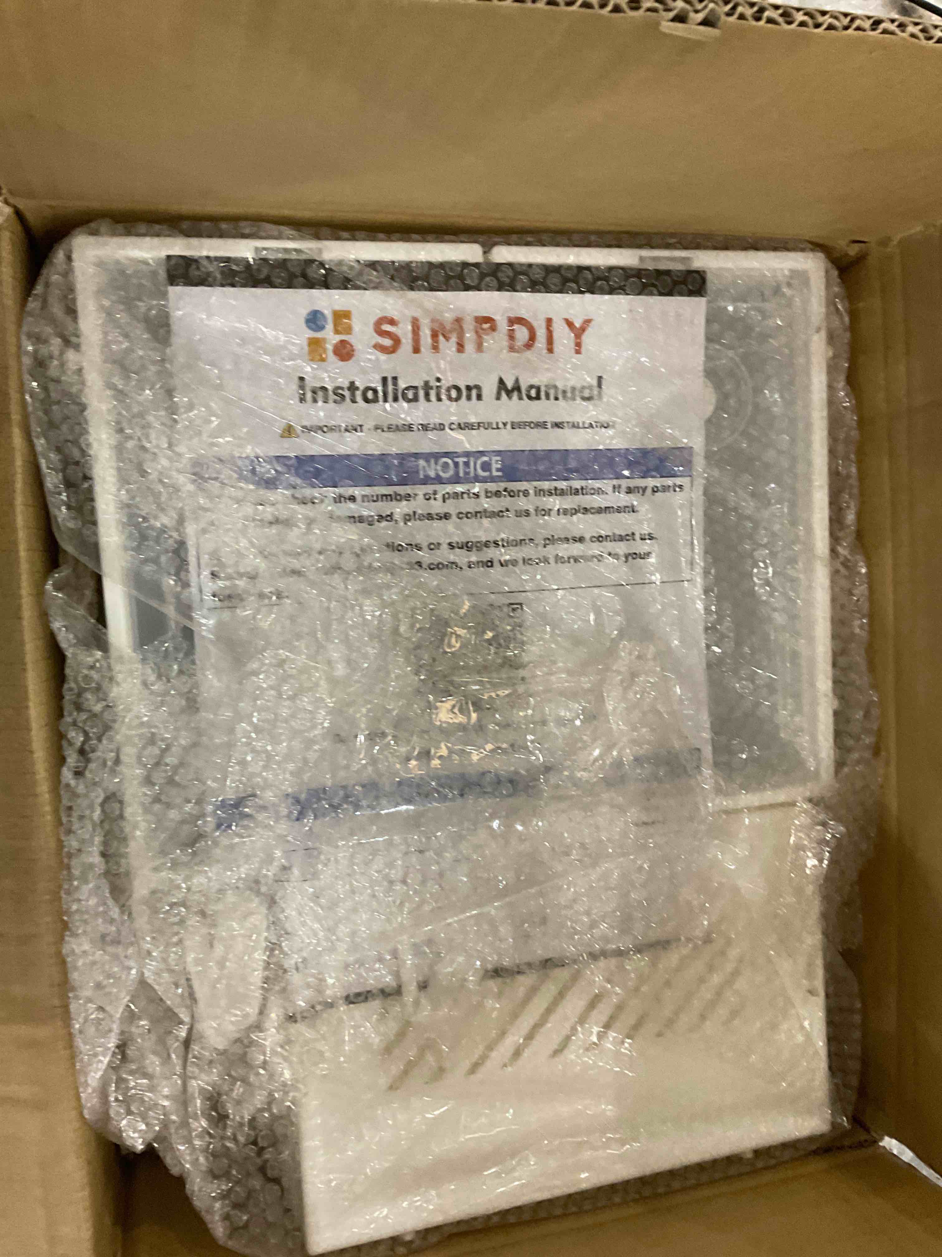 https://s3.amazonaws.com/lotting-images-prod/bidfta/EXS00220228_1686594298610.jpeg