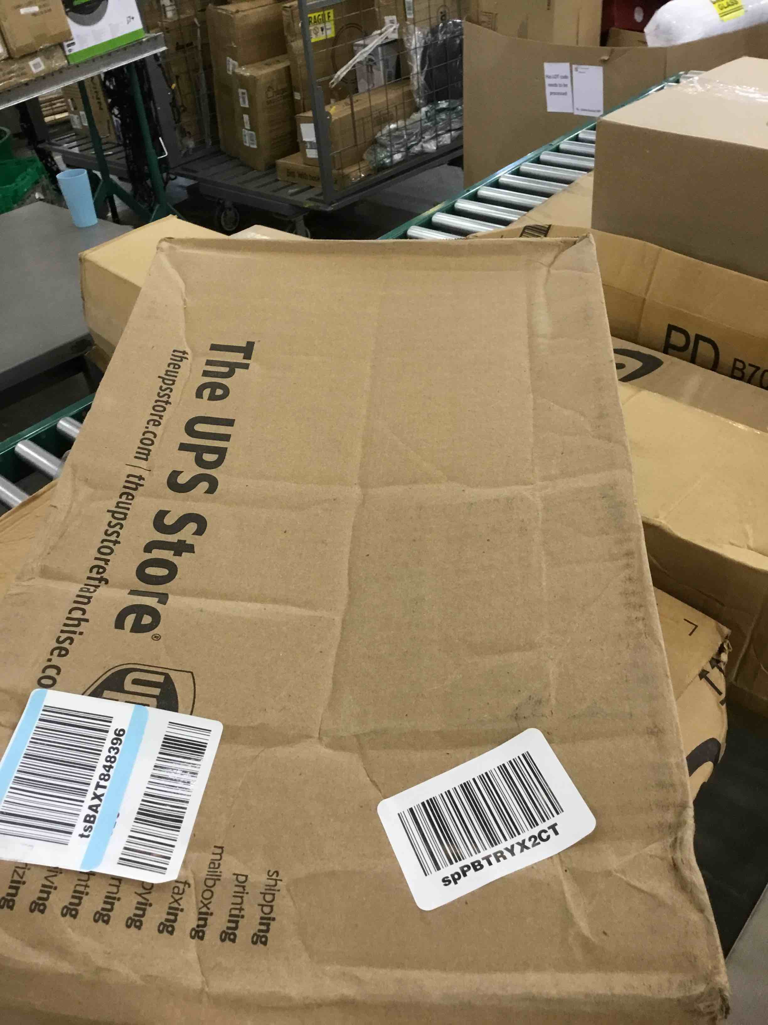 https://s3.amazonaws.com/lotting-images-prod/bidfta/EXS00220798_1686320172064.jpeg