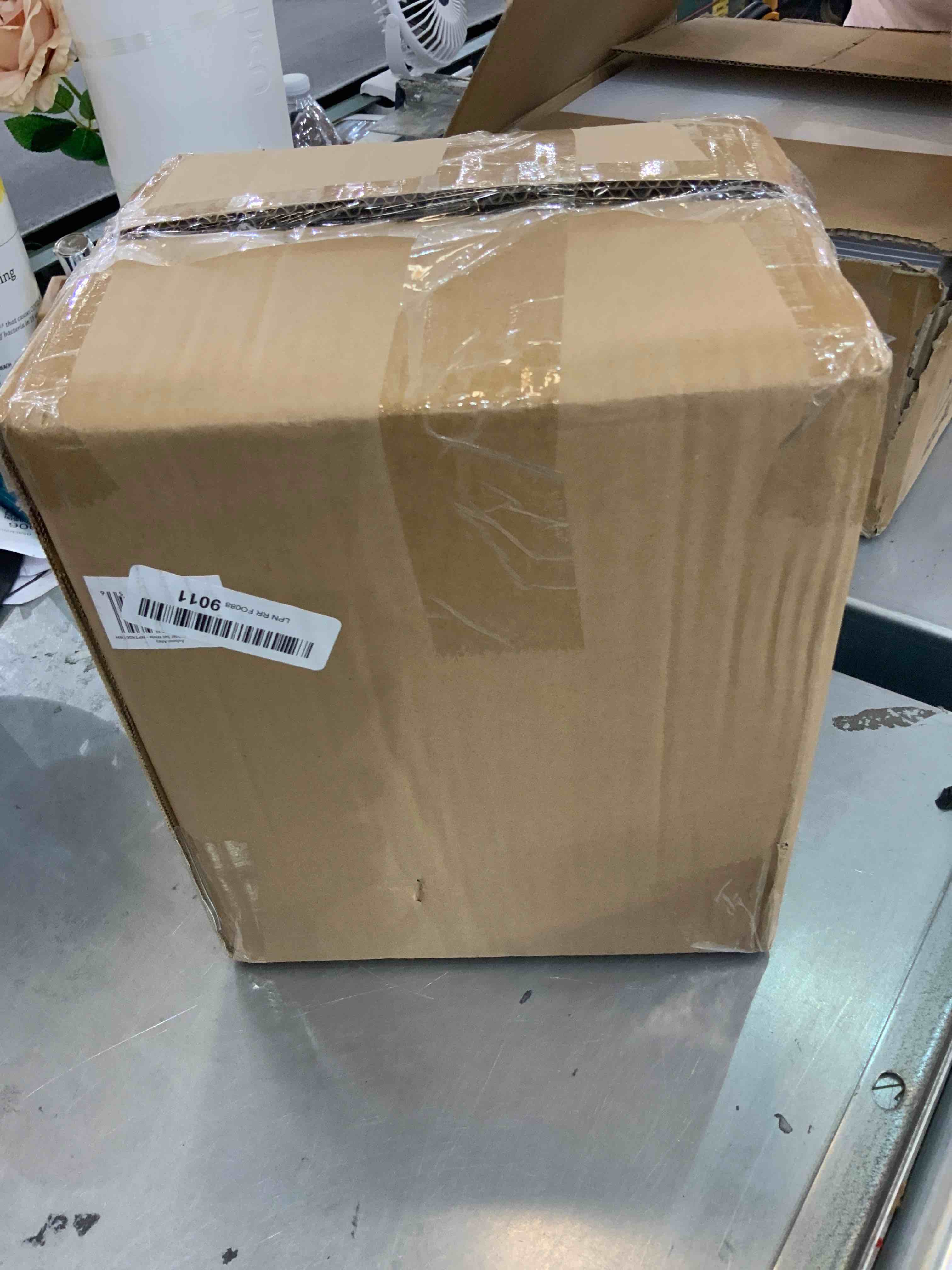 https://s3.amazonaws.com/lotting-images-prod/bidfta/EXS00221593_1686158642388.jpeg