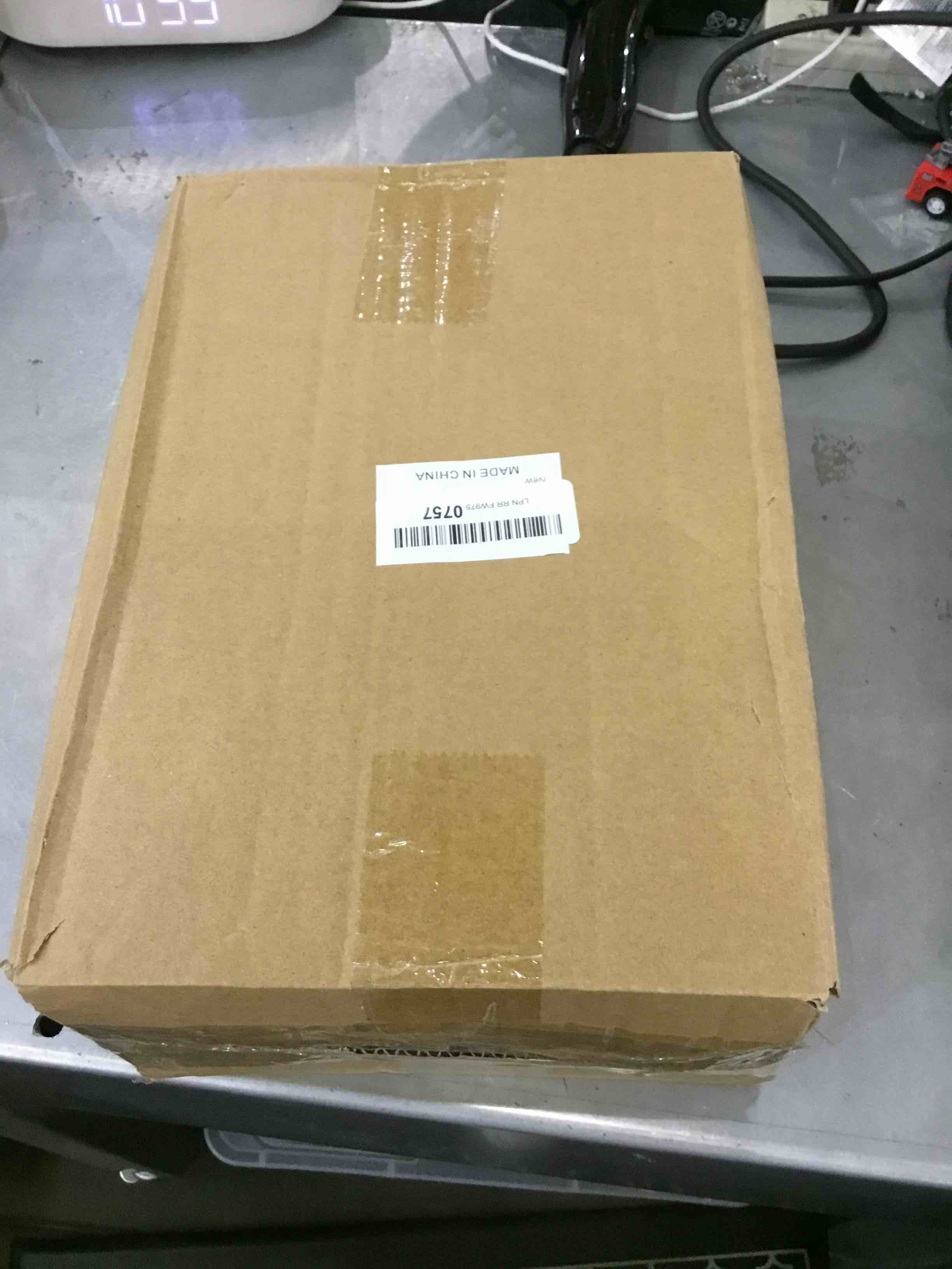 https://s3.amazonaws.com/lotting-images-prod/bidfta/EXS00223151_1686151426160.jpeg
