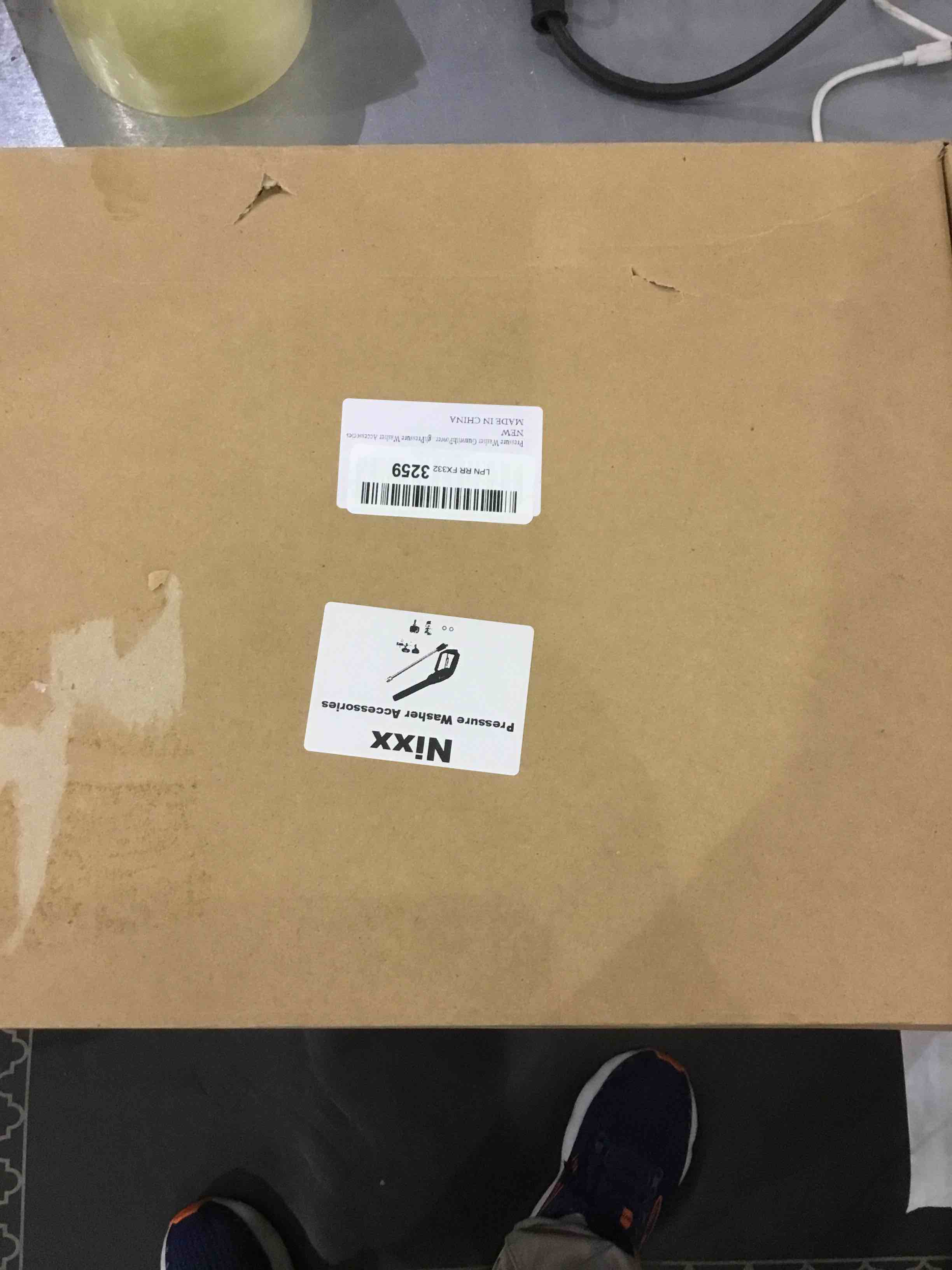 https://s3.amazonaws.com/lotting-images-prod/bidfta/EXS00223275_1687262207158.jpeg