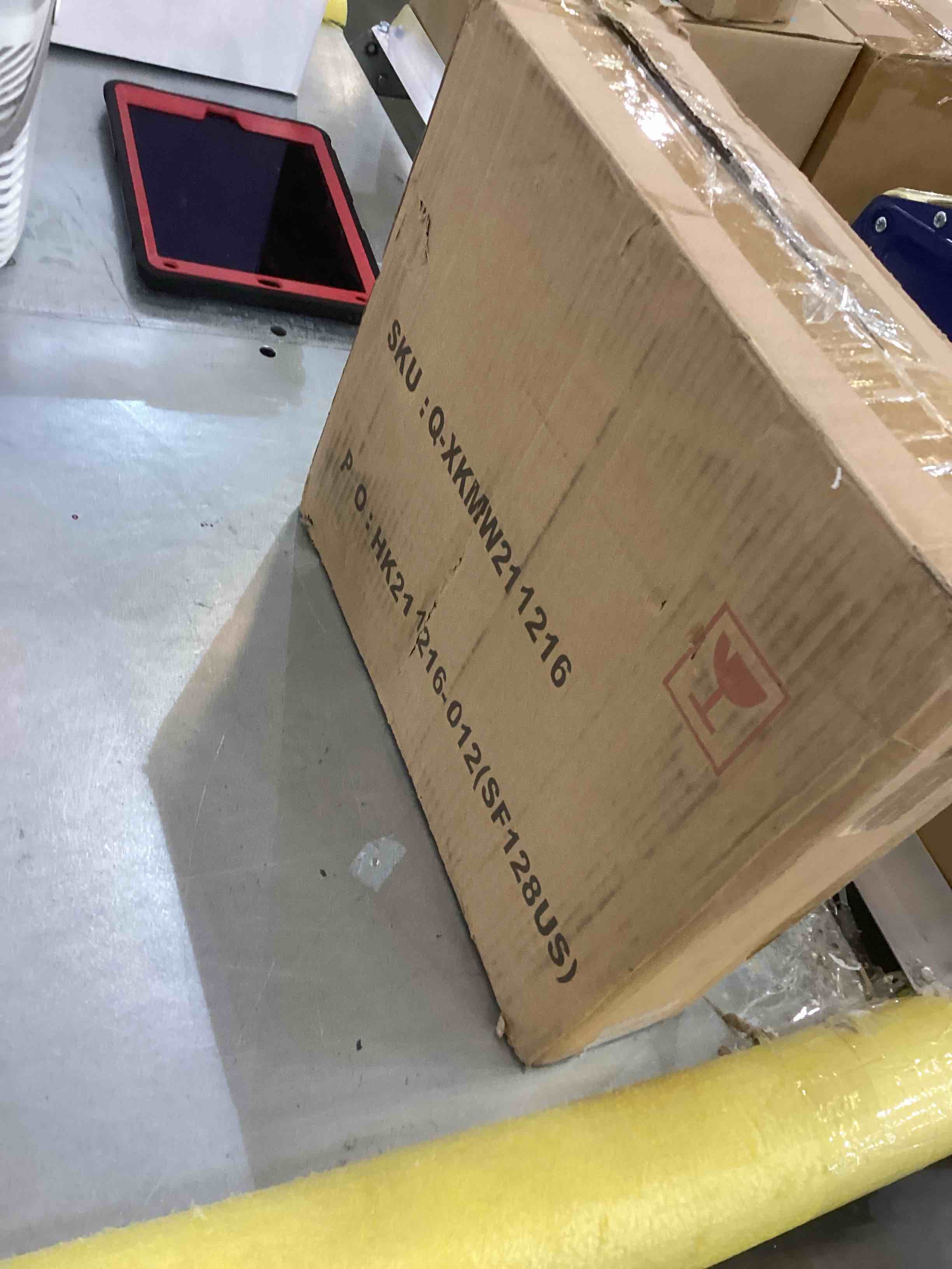 https://s3.amazonaws.com/lotting-images-prod/bidfta/EXS00224539_1686075821097.jpeg