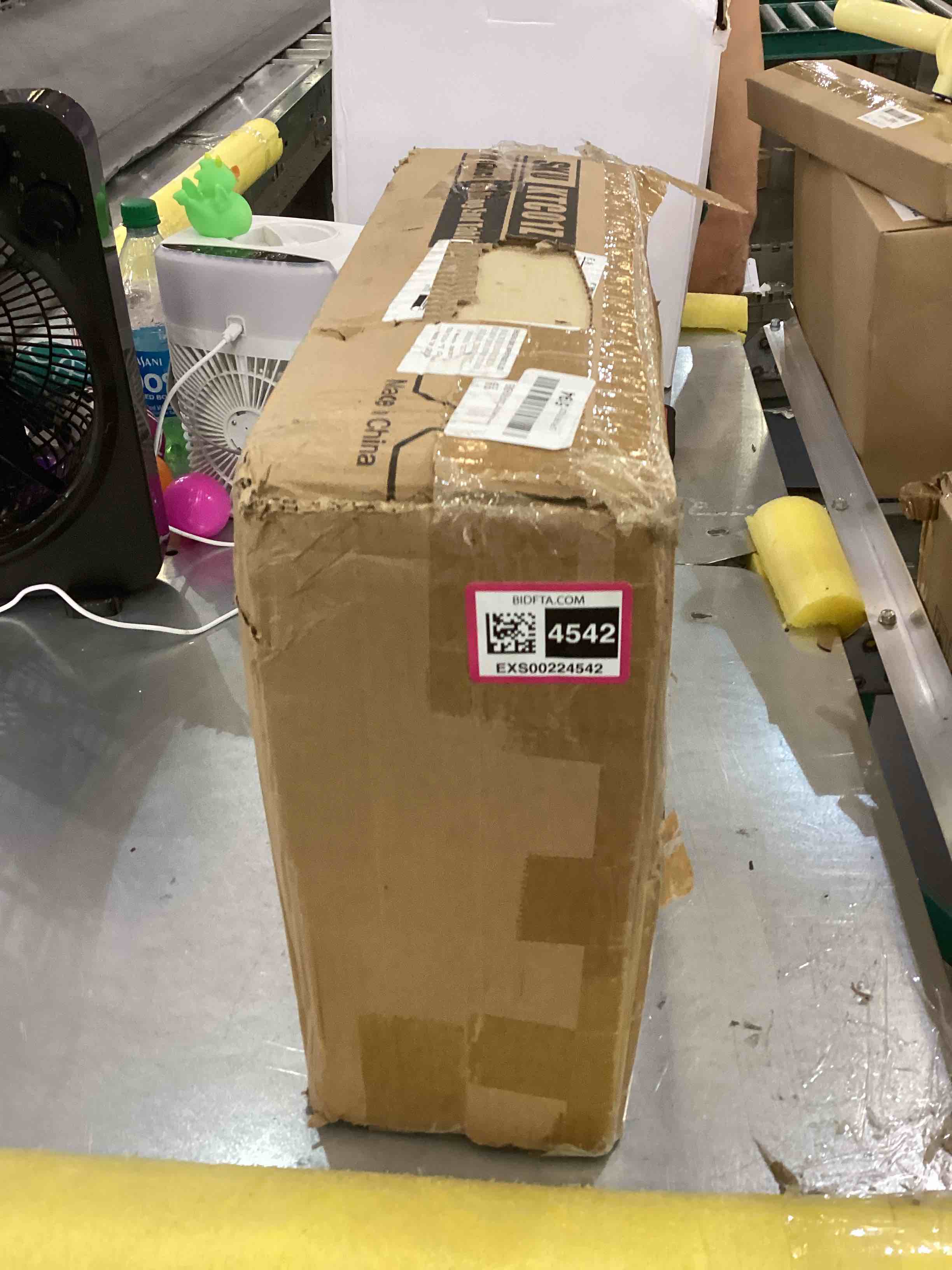 https://s3.amazonaws.com/lotting-images-prod/bidfta/EXS00224542_1686076091317.jpeg