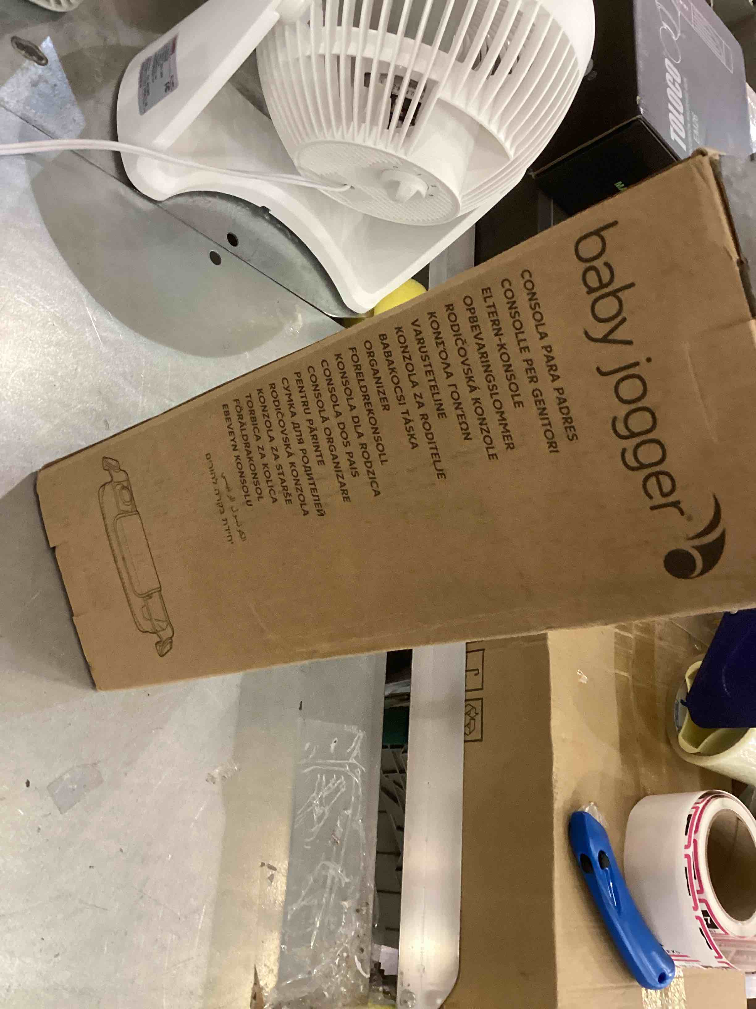 https://s3.amazonaws.com/lotting-images-prod/bidfta/EXS00224672_1686163808740.jpeg