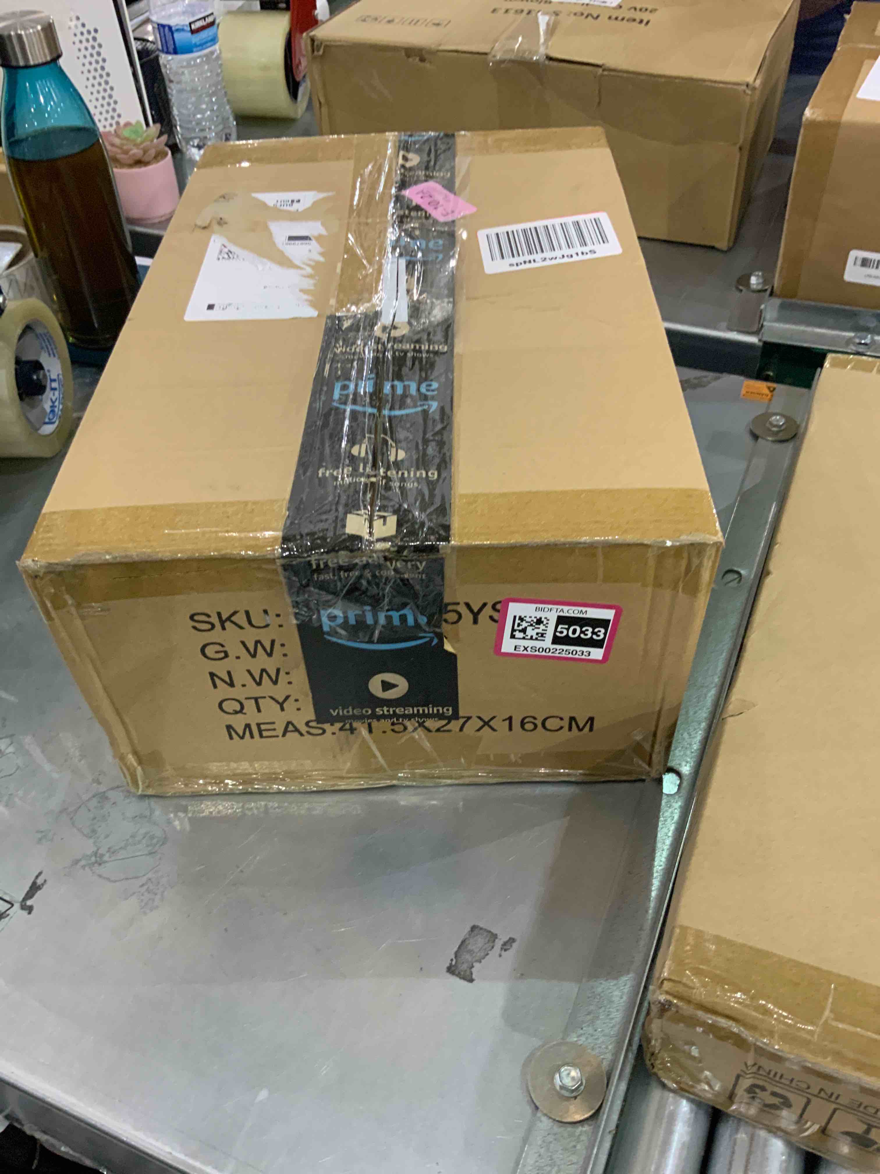 https://s3.amazonaws.com/lotting-images-prod/bidfta/EXS00225033_1685964983445.jpeg