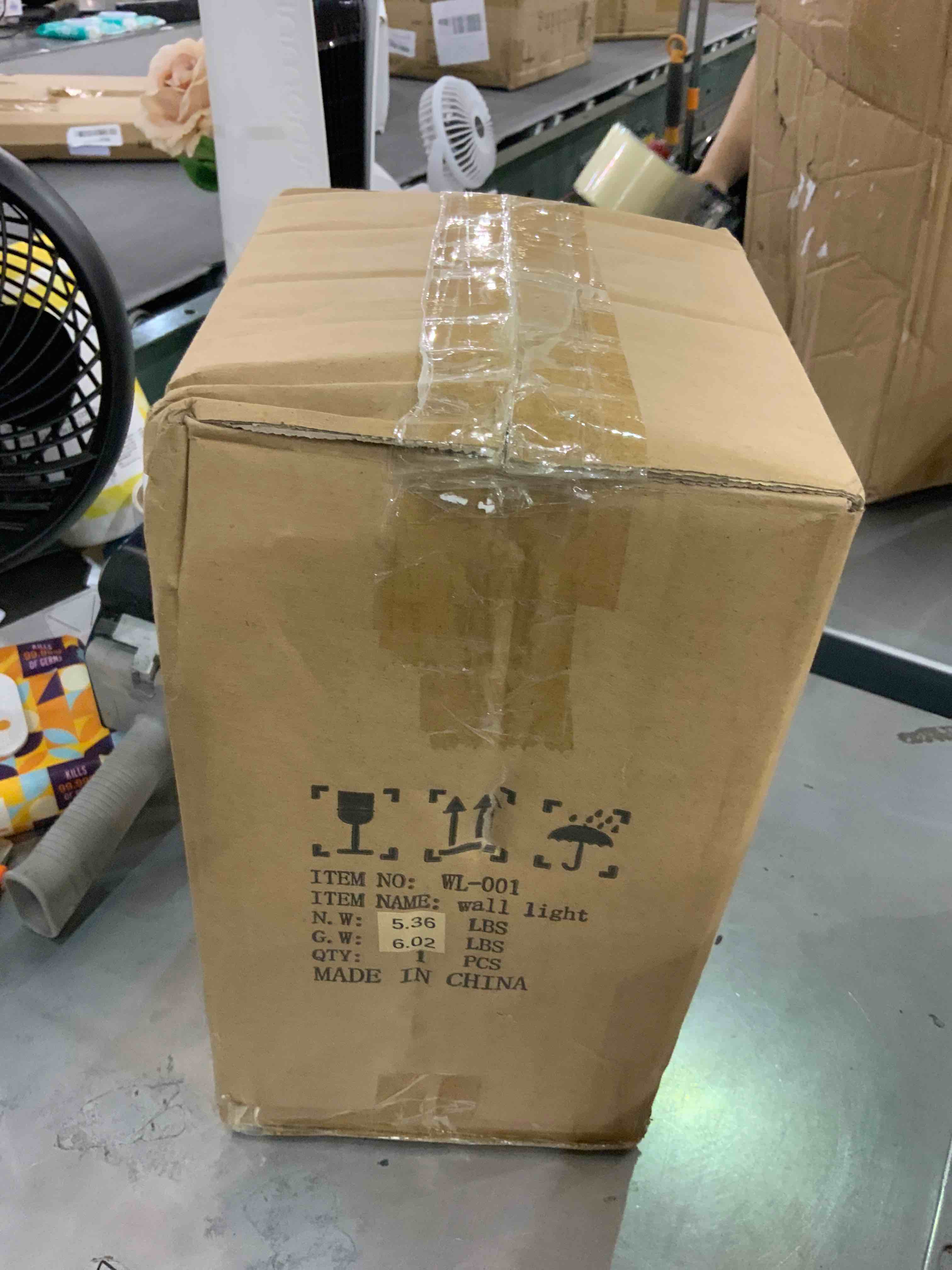 https://s3.amazonaws.com/lotting-images-prod/bidfta/EXS00225066_1685967673459.jpeg