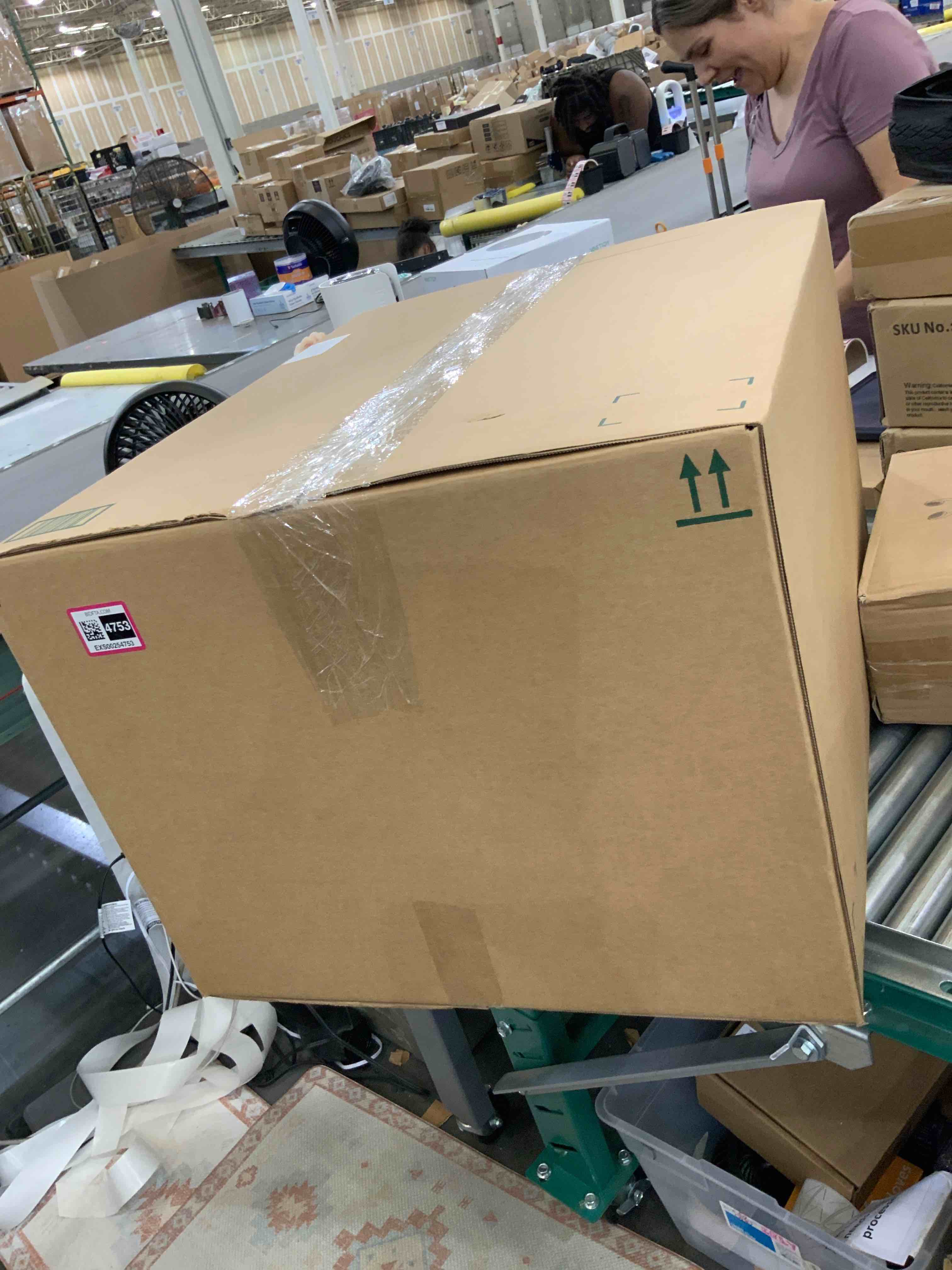 https://s3.amazonaws.com/lotting-images-prod/bidfta/EXS00225204_1685986684394.jpeg