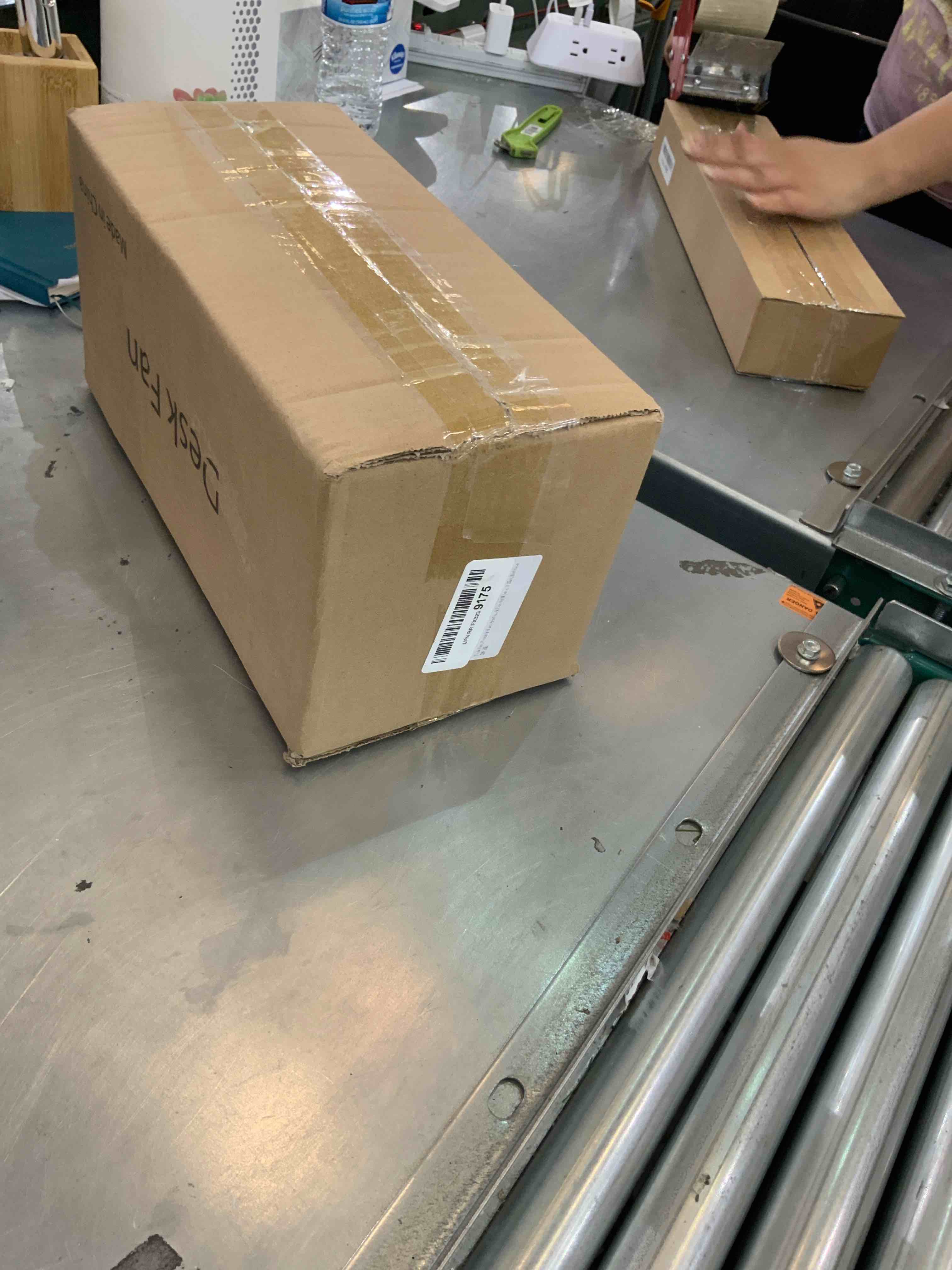 https://s3.amazonaws.com/lotting-images-prod/bidfta/EXS00225434_1686076631084.jpeg