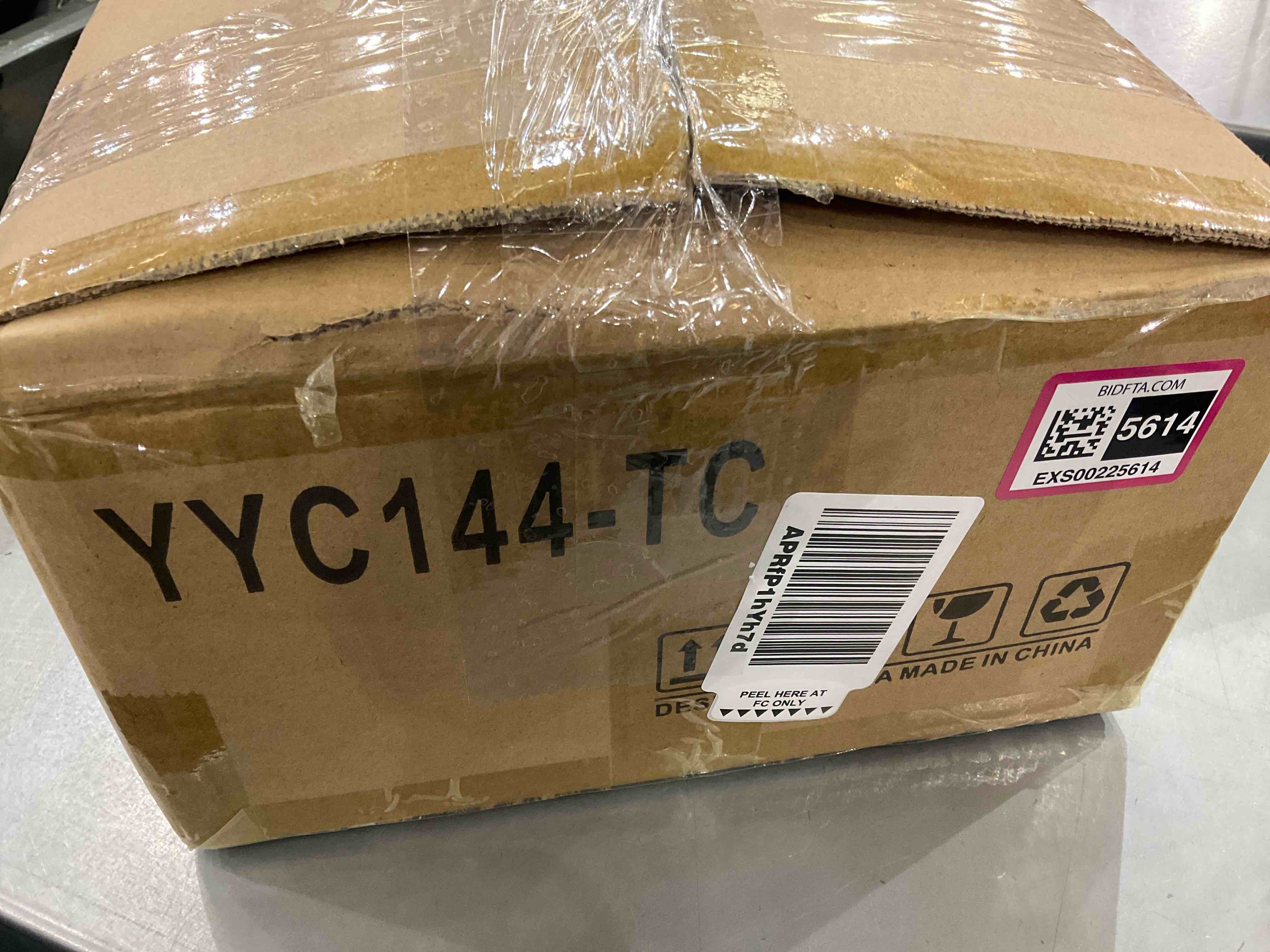 https://s3.amazonaws.com/lotting-images-prod/bidfta/EXS00225614_1686141477543.jpeg