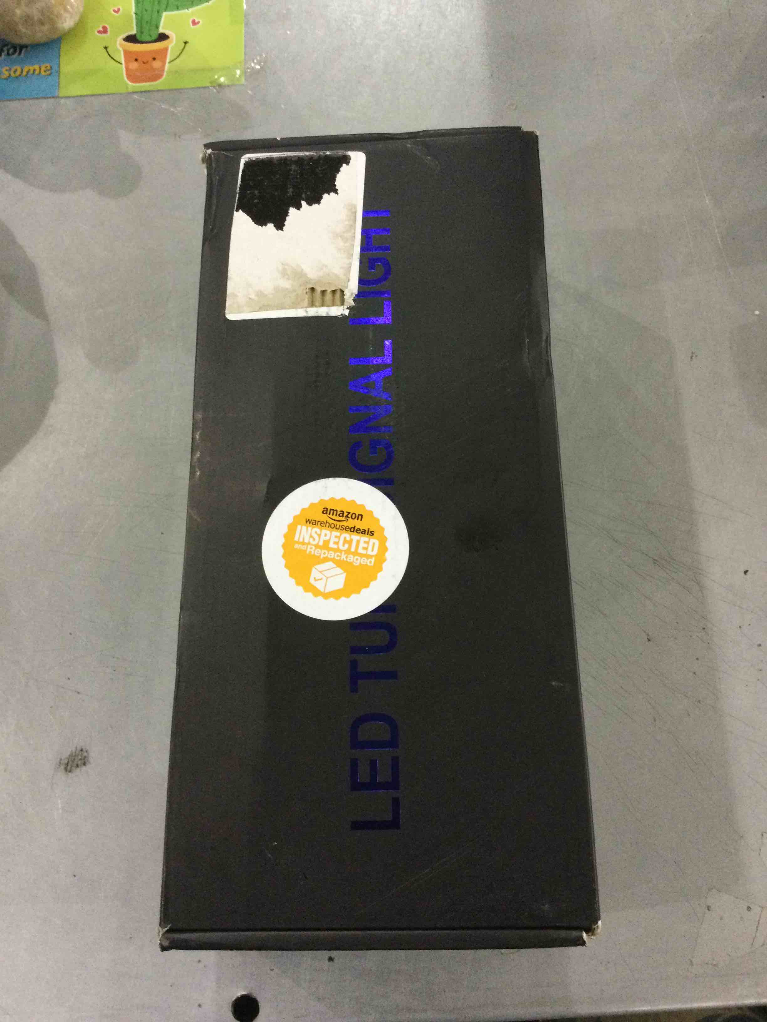 https://s3.amazonaws.com/lotting-images-prod/bidfta/EXS00226573_1687174784286.jpeg