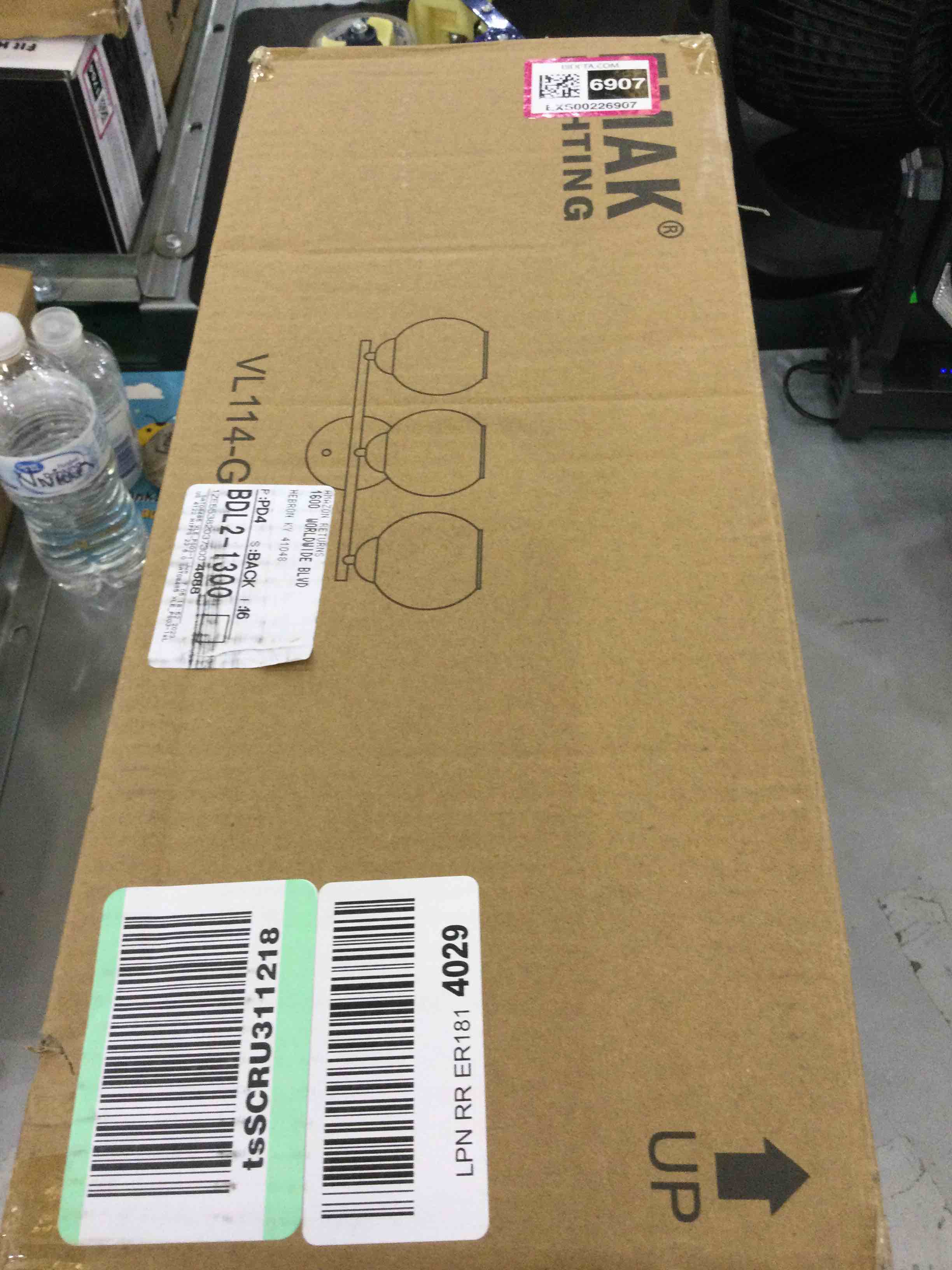 https://s3.amazonaws.com/lotting-images-prod/bidfta/EXS00226907_1687531710721.jpeg