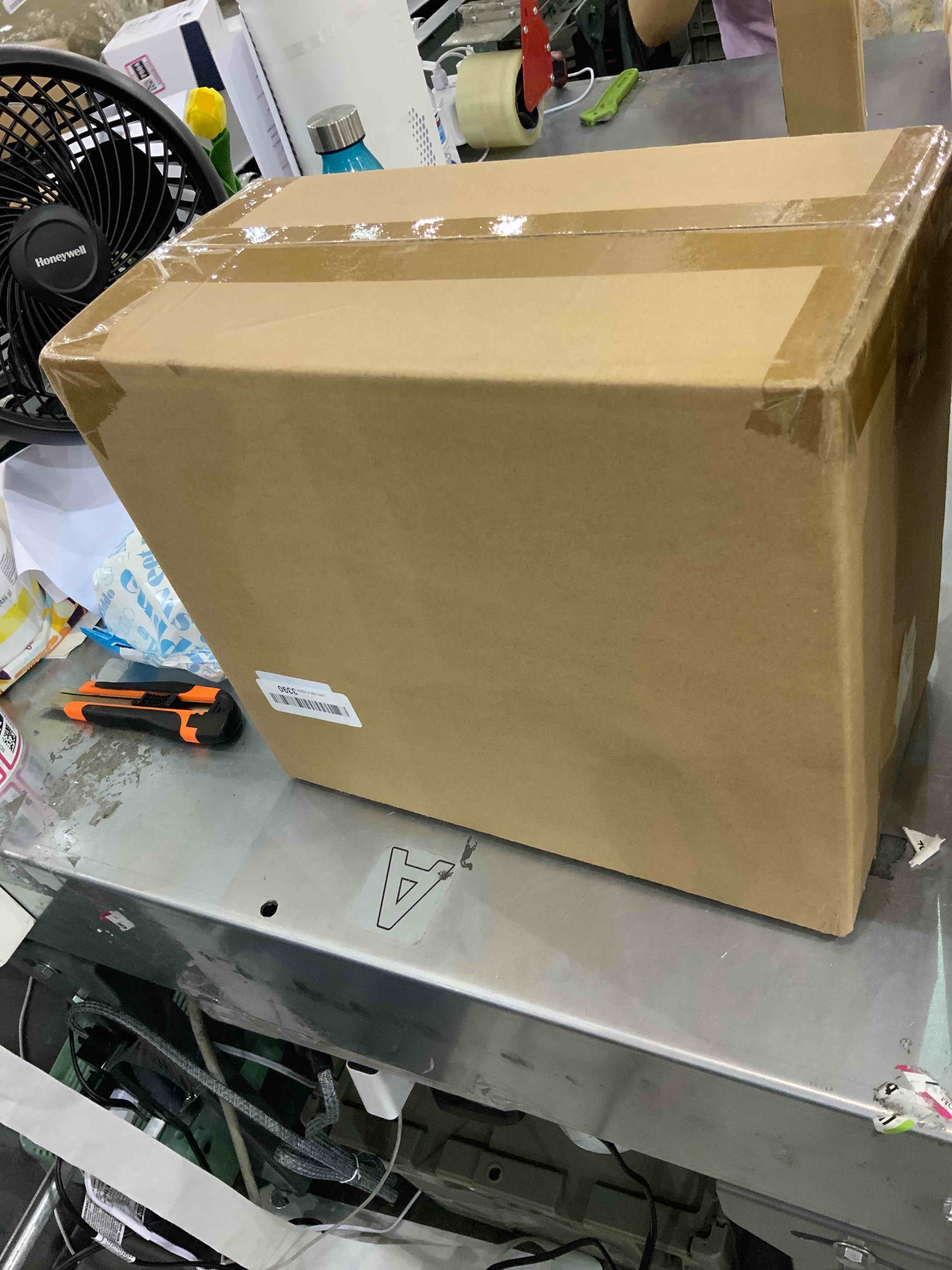 https://s3.amazonaws.com/lotting-images-prod/bidfta/EXS00227253_1687262692080.jpeg