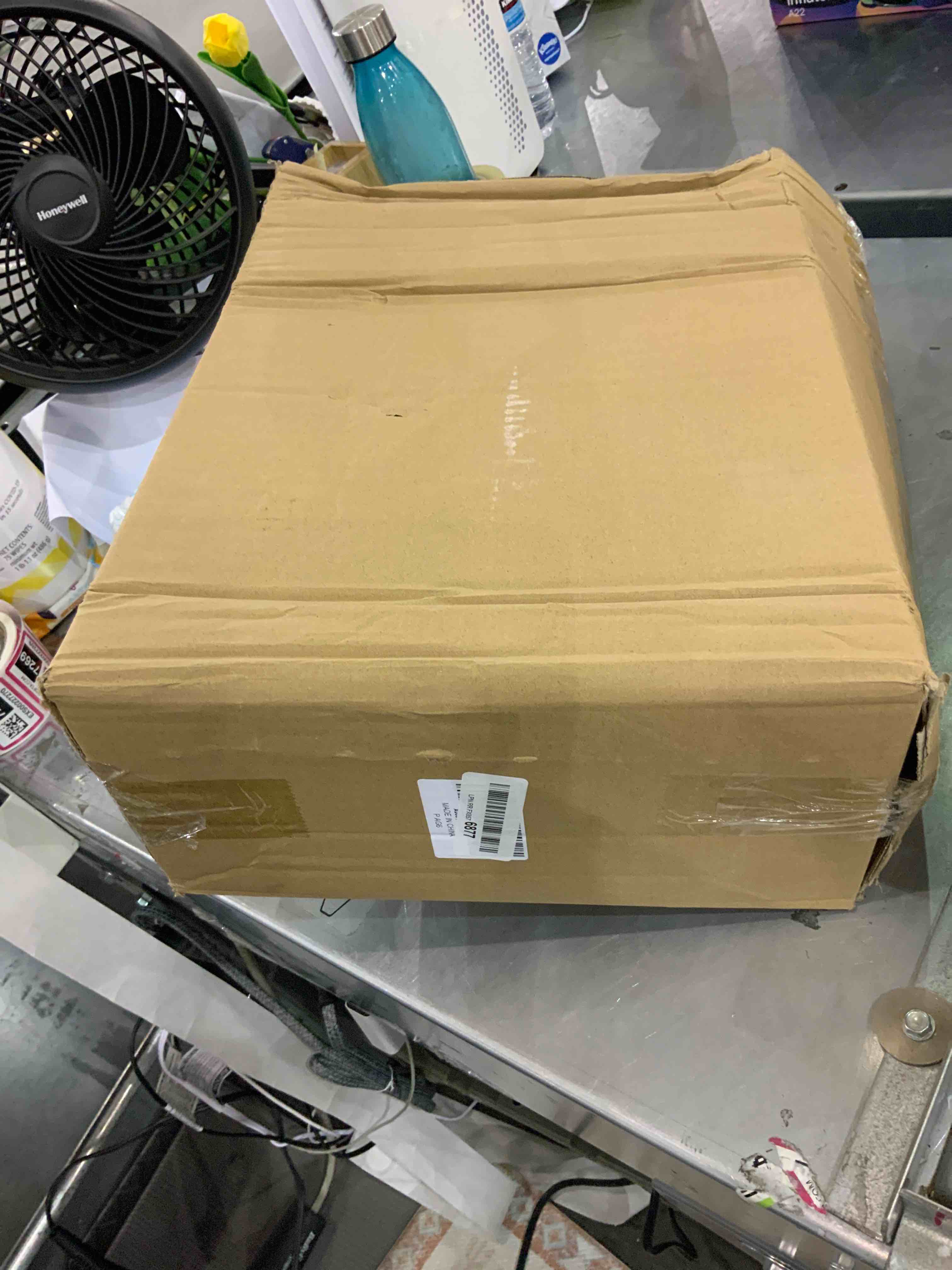 https://s3.amazonaws.com/lotting-images-prod/bidfta/EXS00227262_1687263399812.jpeg