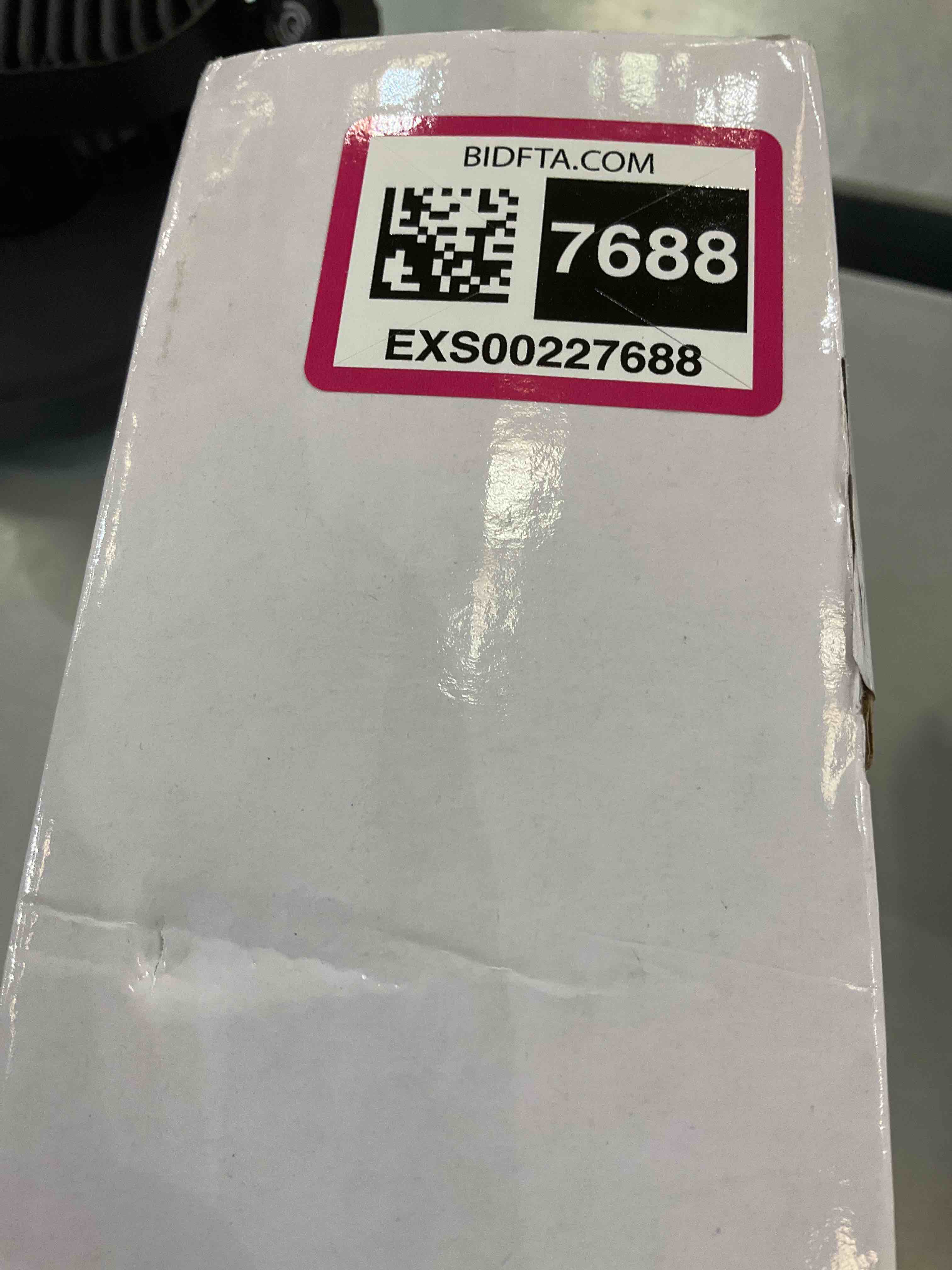 https://s3.amazonaws.com/lotting-images-prod/bidfta/EXS00227688_1687182668619.jpeg