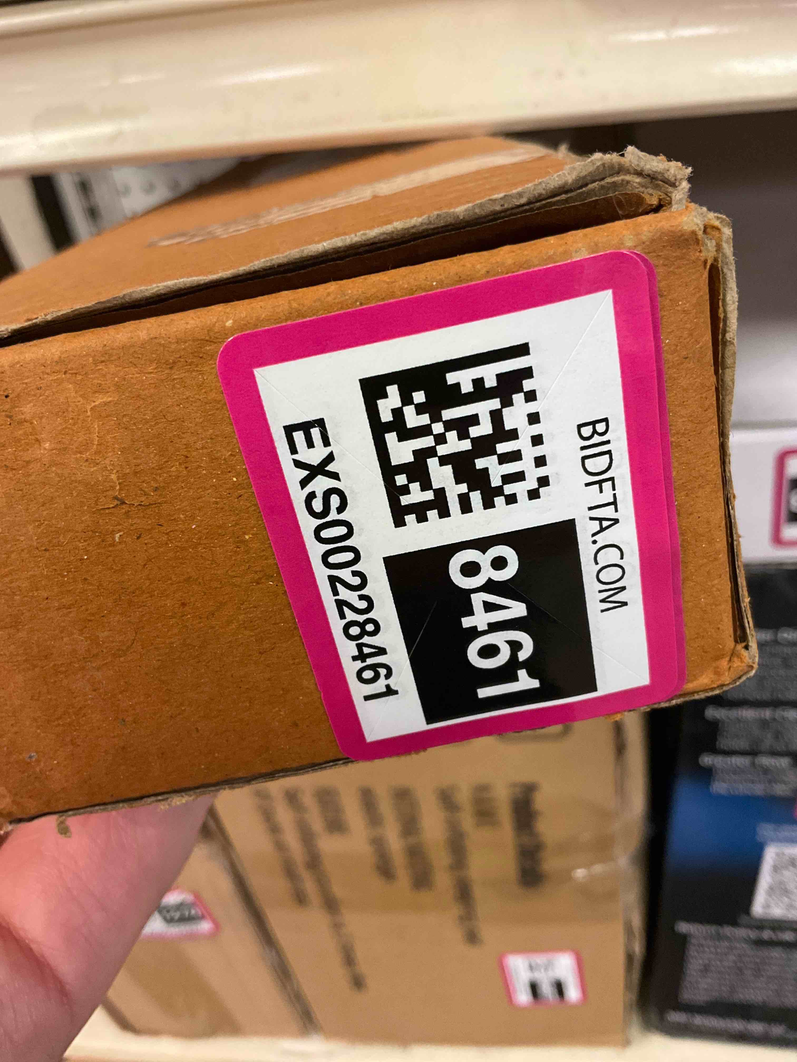 https://s3.amazonaws.com/lotting-images-prod/bidfta/EXS00228461_1687306896753.jpeg