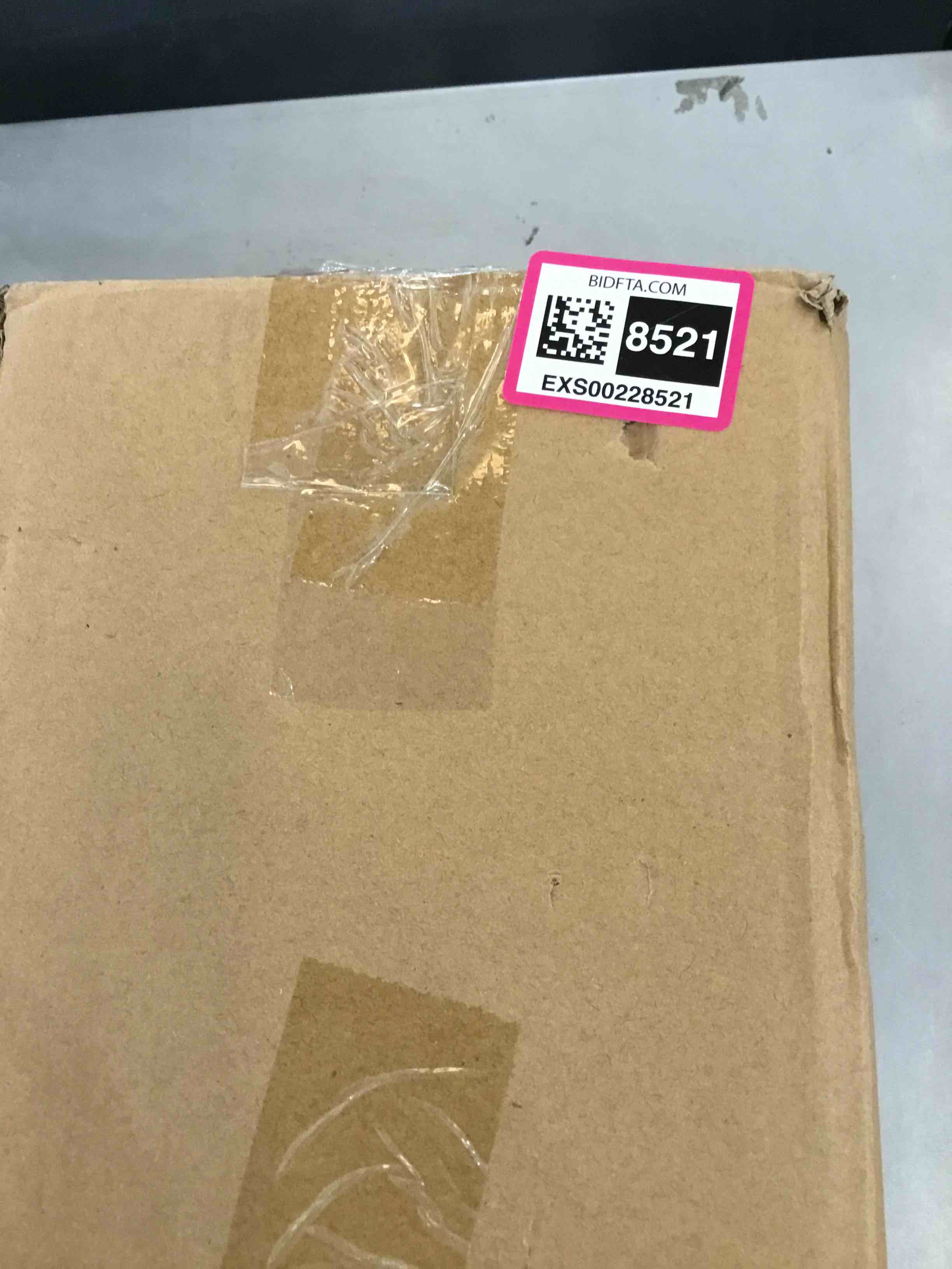 https://s3.amazonaws.com/lotting-images-prod/bidfta/EXS00228521_1685731065758.jpeg