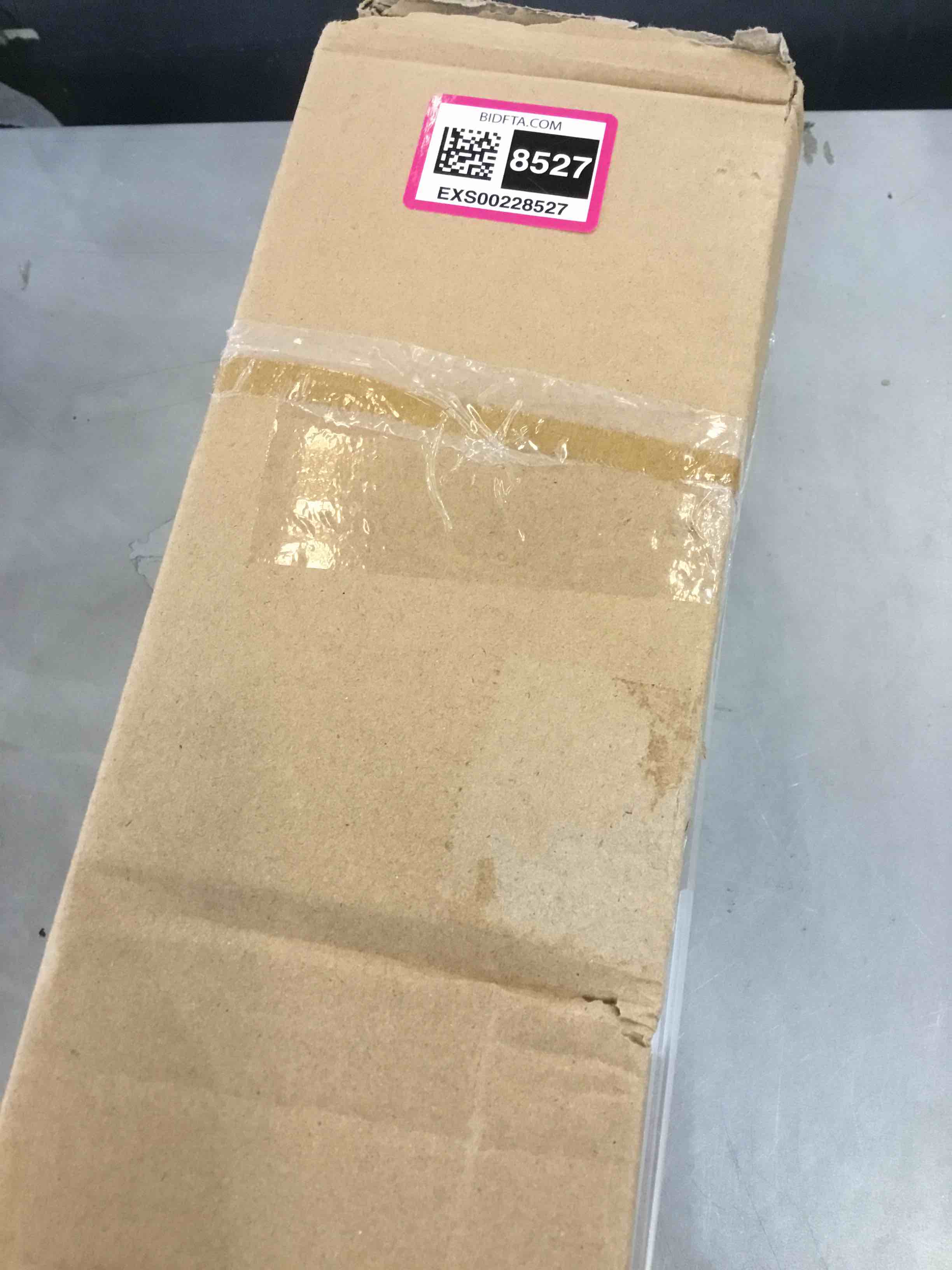 https://s3.amazonaws.com/lotting-images-prod/bidfta/EXS00228527_1685731613733.jpeg