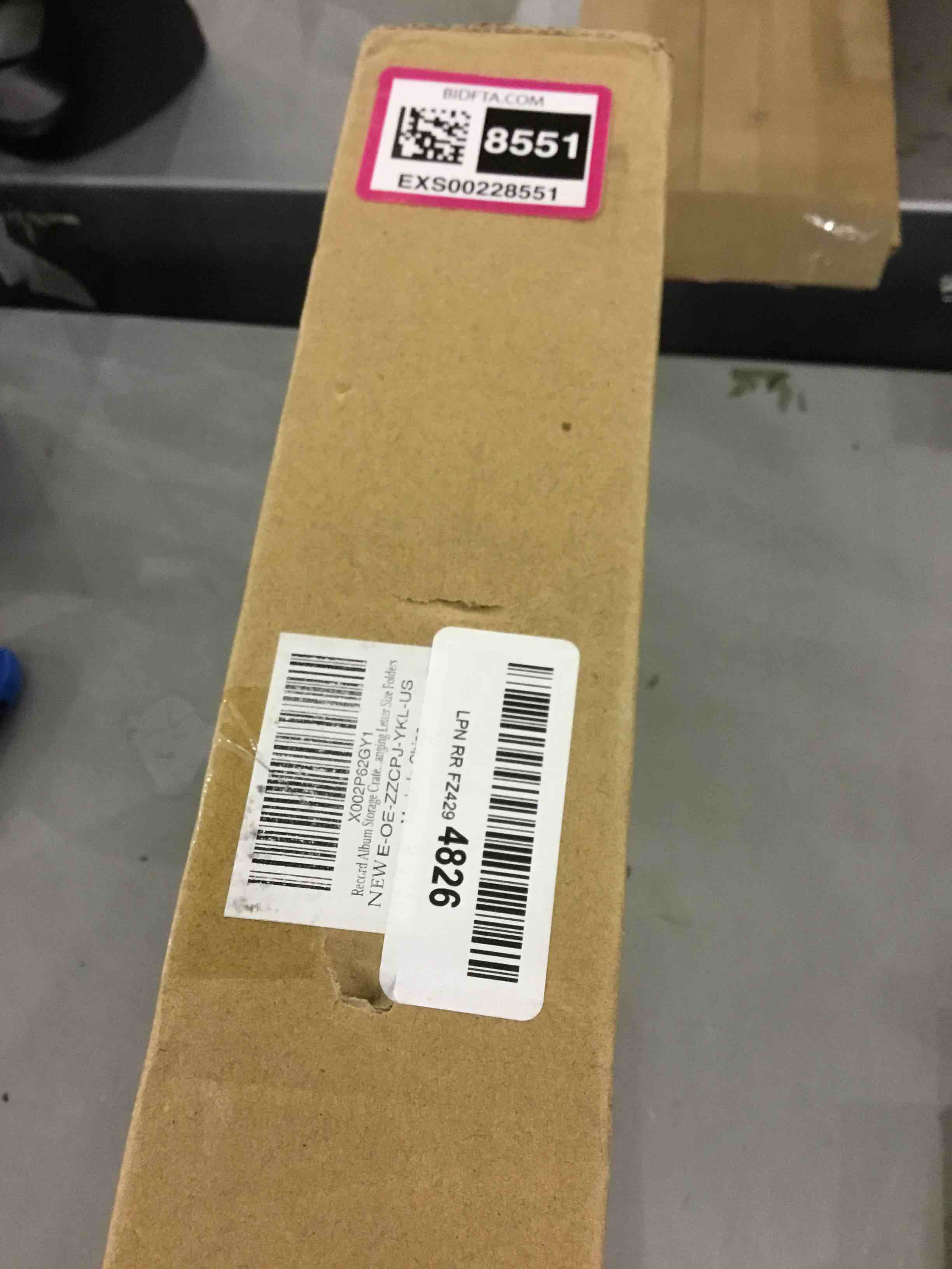 https://s3.amazonaws.com/lotting-images-prod/bidfta/EXS00228551_1685964118817.jpeg