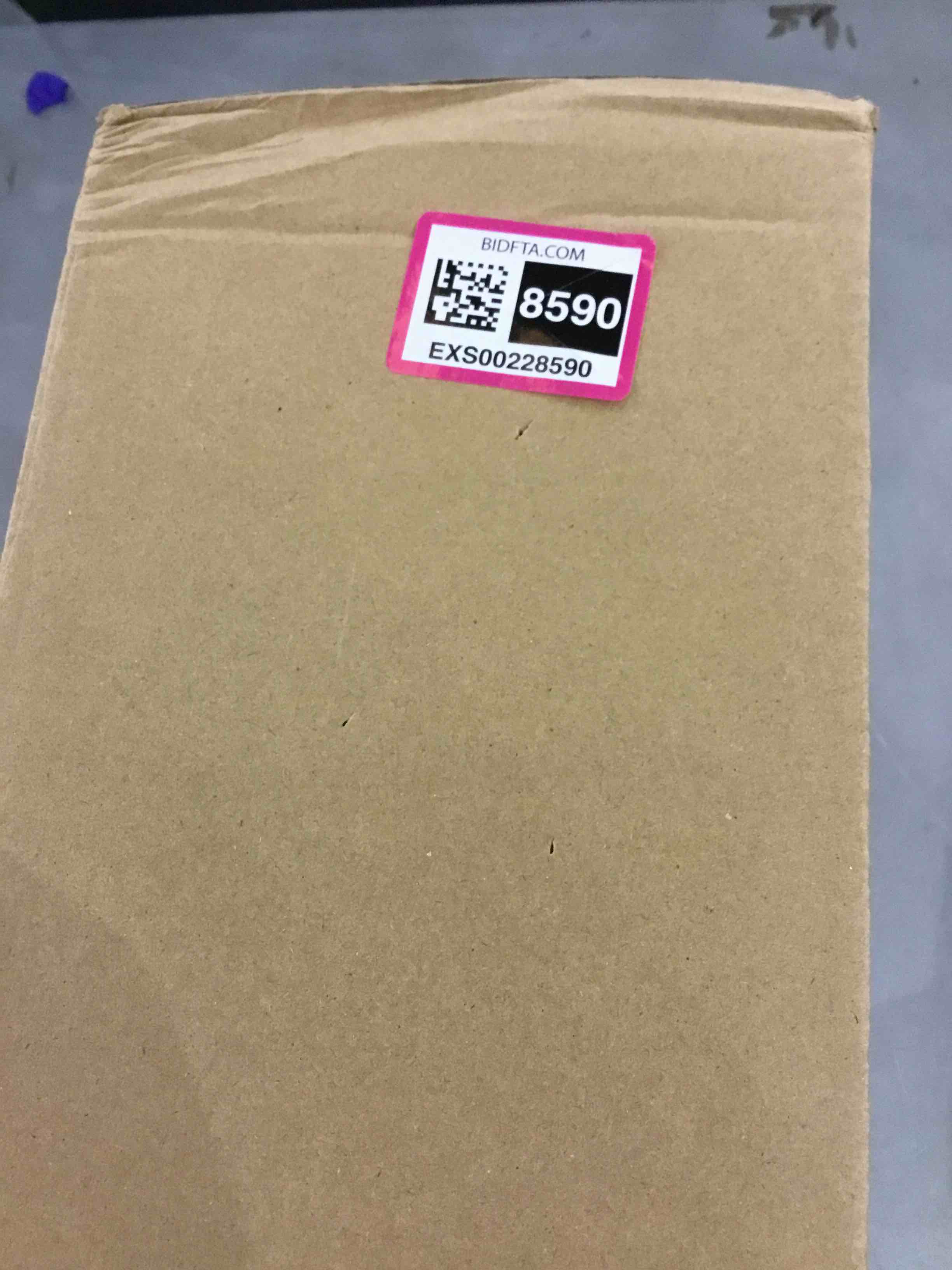 https://s3.amazonaws.com/lotting-images-prod/bidfta/EXS00228590_1685968370939.jpeg