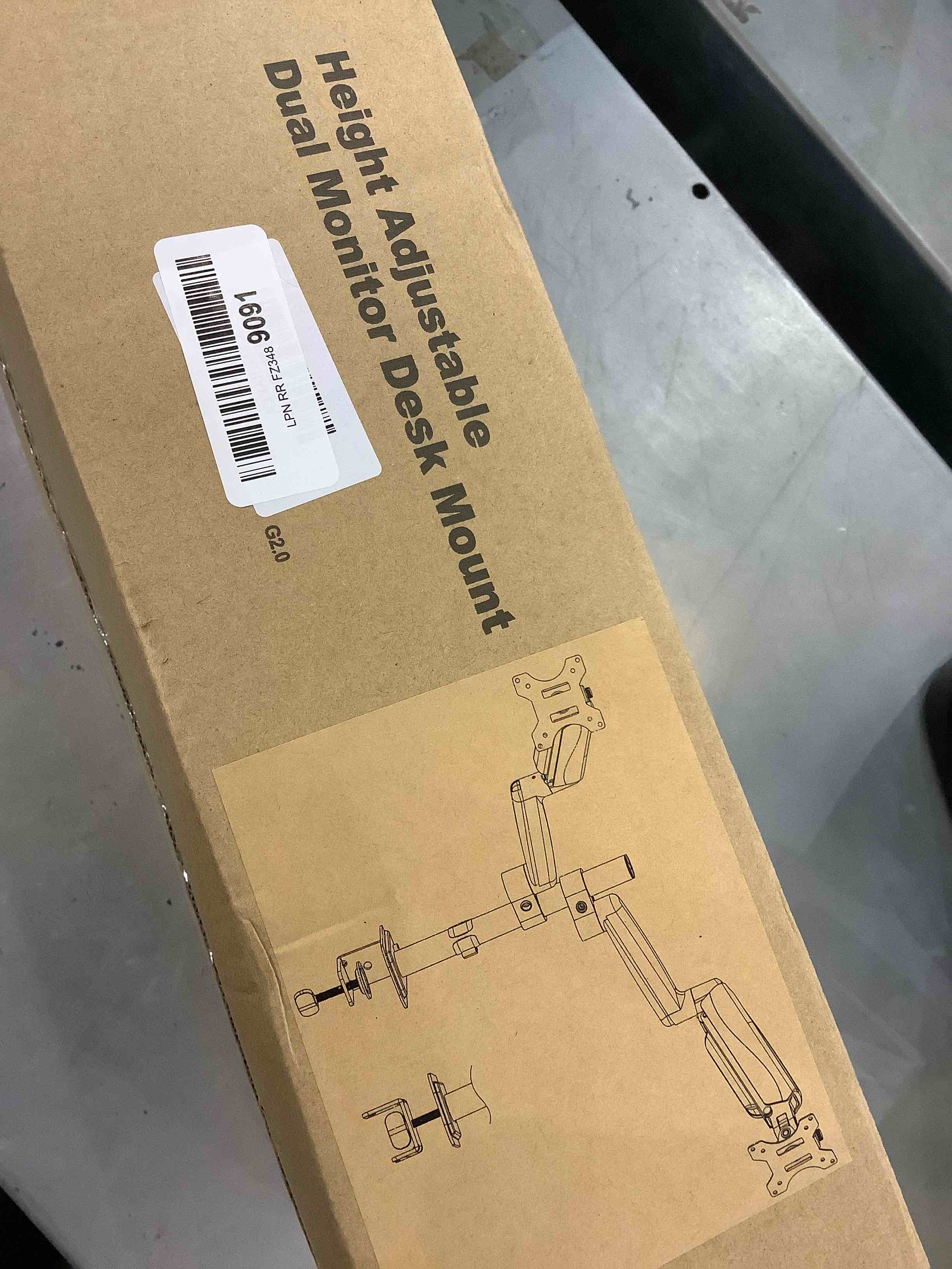 https://s3.amazonaws.com/lotting-images-prod/bidfta/EXS00229422_1686149307475.jpeg