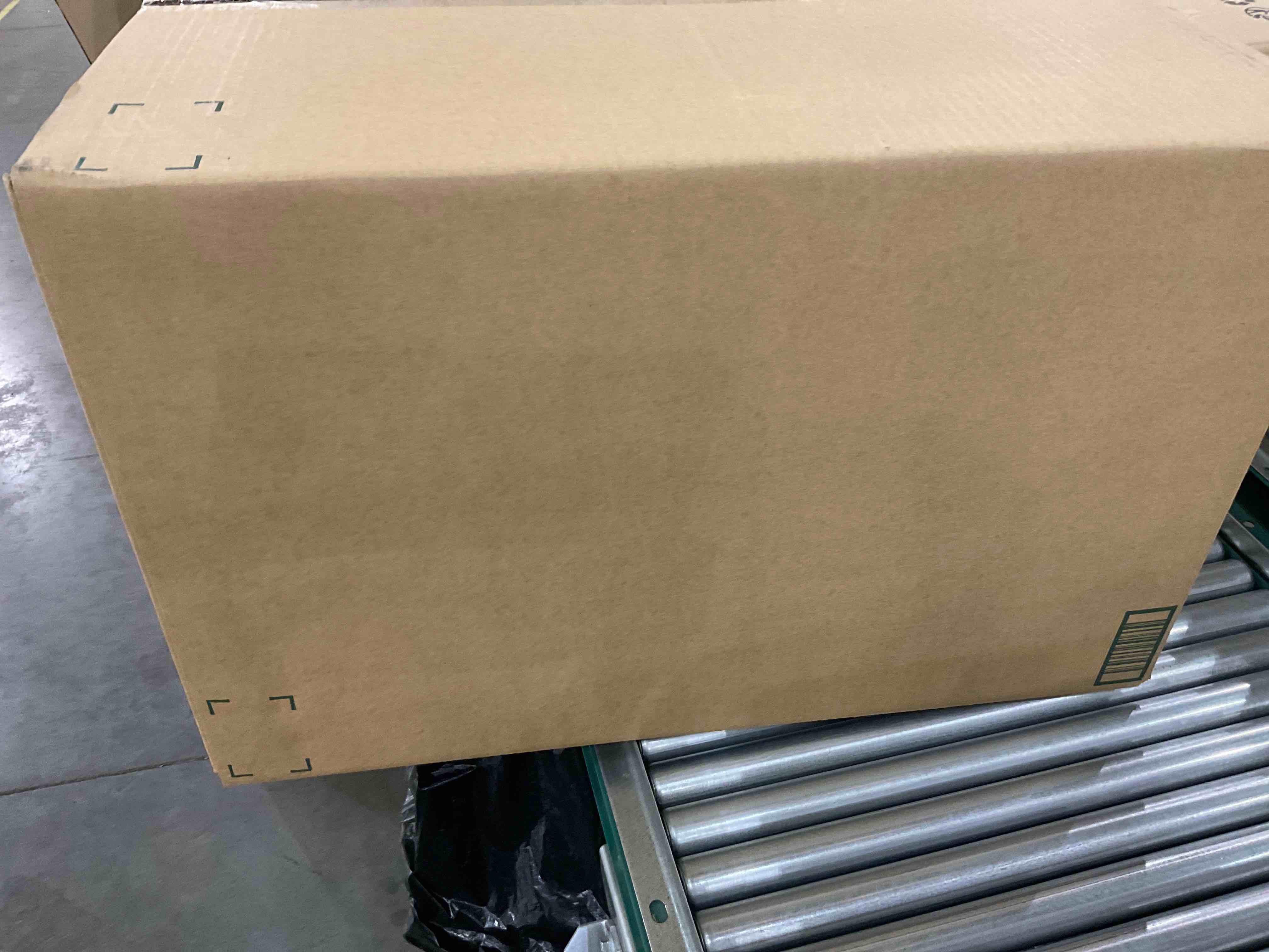 https://s3.amazonaws.com/lotting-images-prod/bidfta/EXS00229537_1685968228582.jpeg