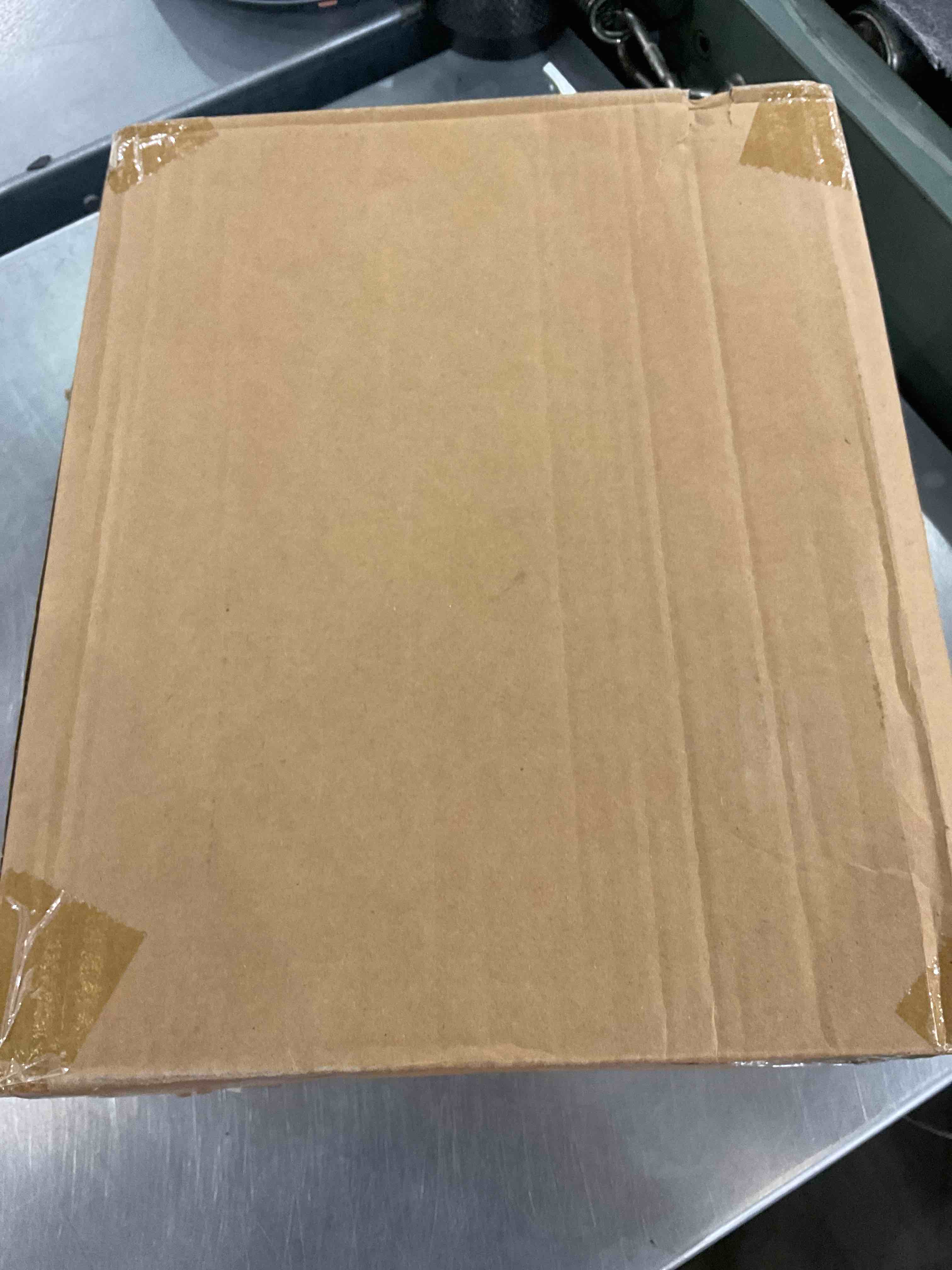 https://s3.amazonaws.com/lotting-images-prod/bidfta/EXS00229968_1686312147348.jpeg