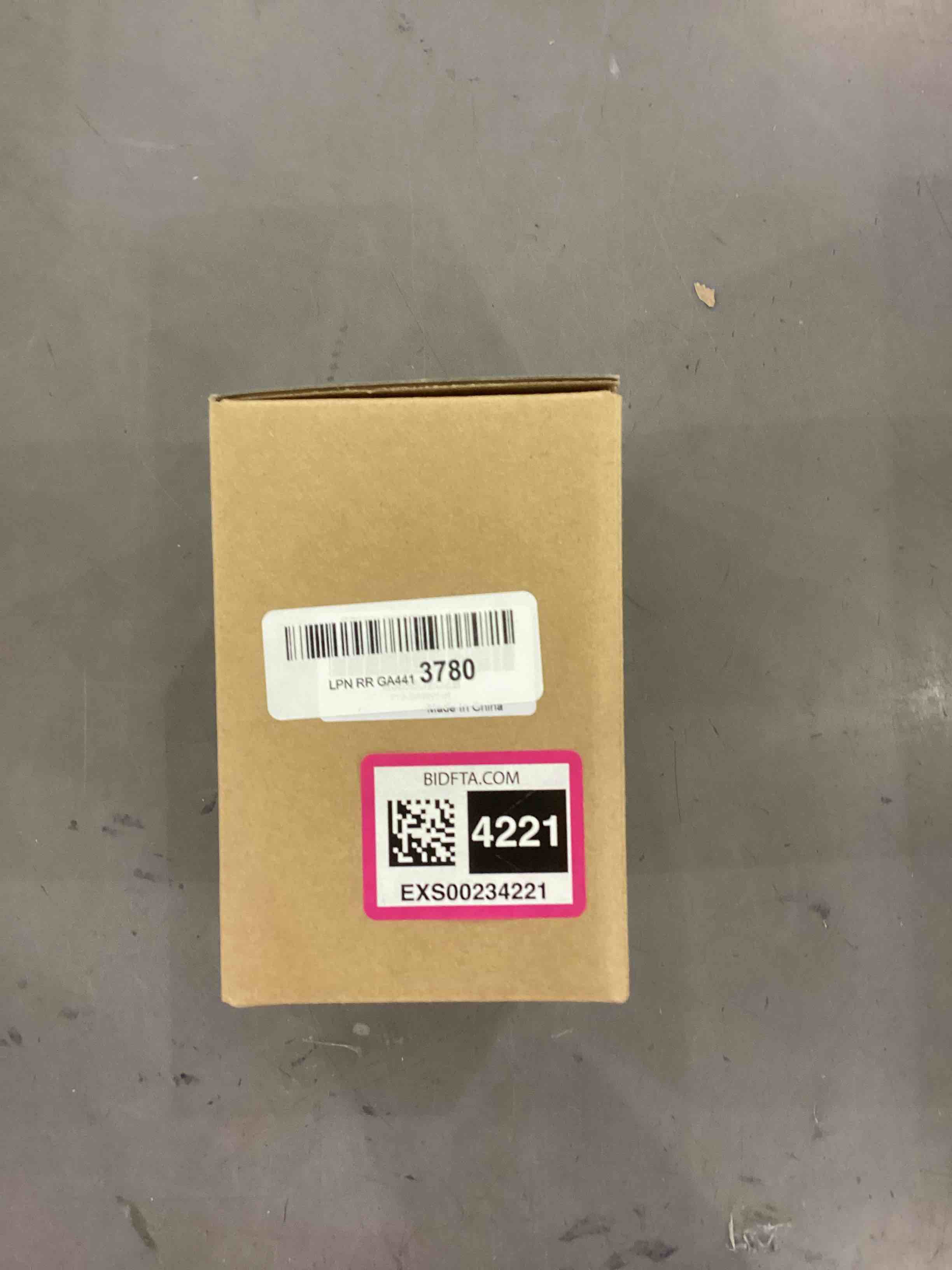 https://s3.amazonaws.com/lotting-images-prod/bidfta/EXS00234221_1683824461605.jpeg
