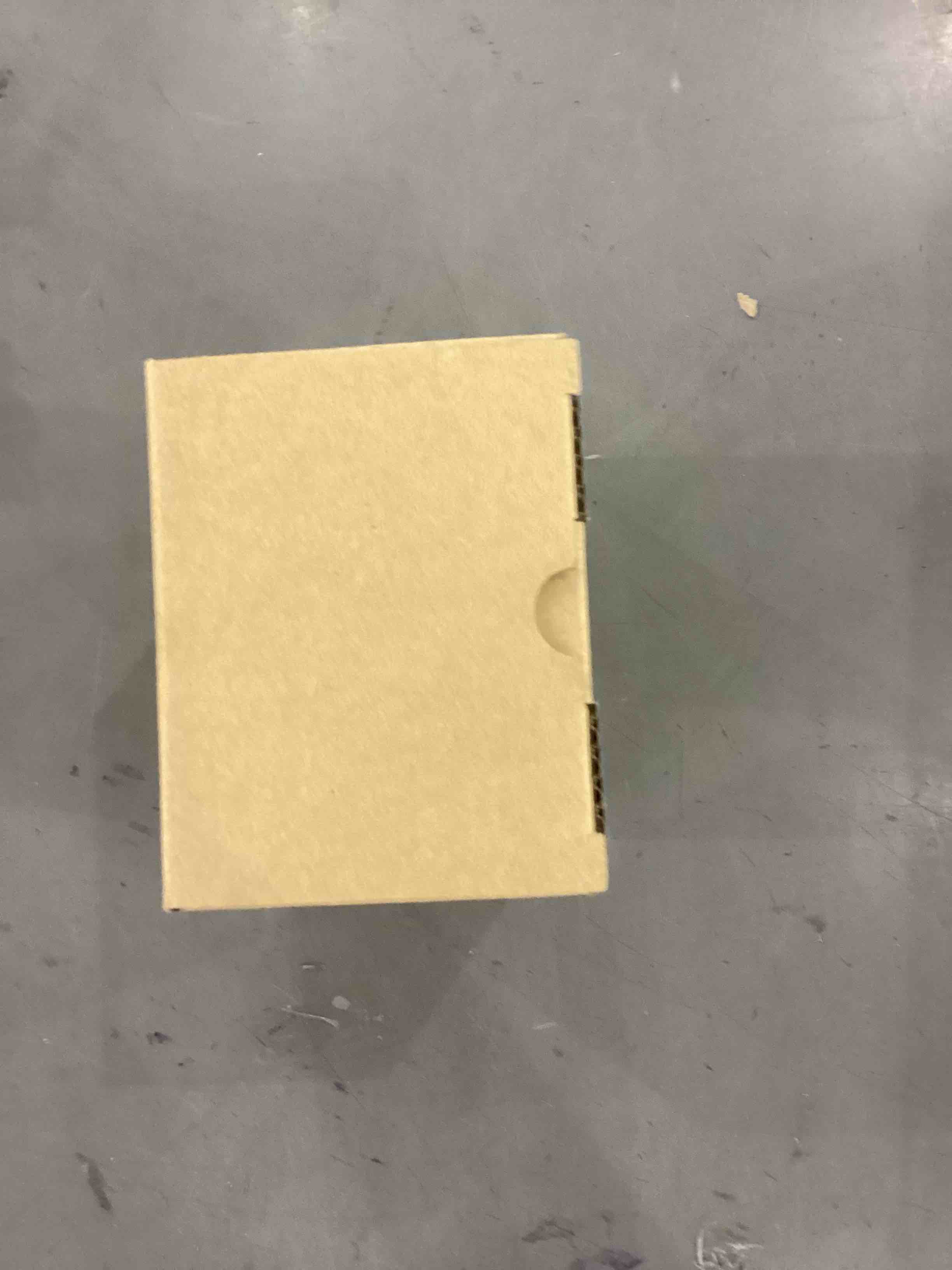 https://s3.amazonaws.com/lotting-images-prod/bidfta/EXS00234221_1683824464168.jpeg