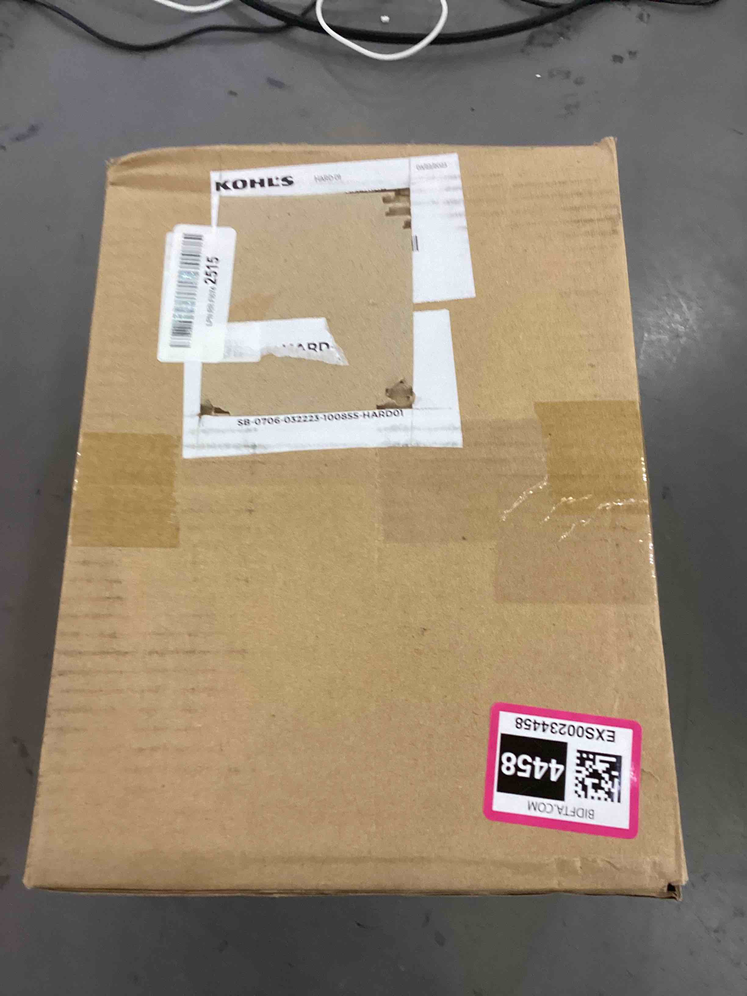 https://s3.amazonaws.com/lotting-images-prod/bidfta/EXS00234458_1684338398966.jpeg