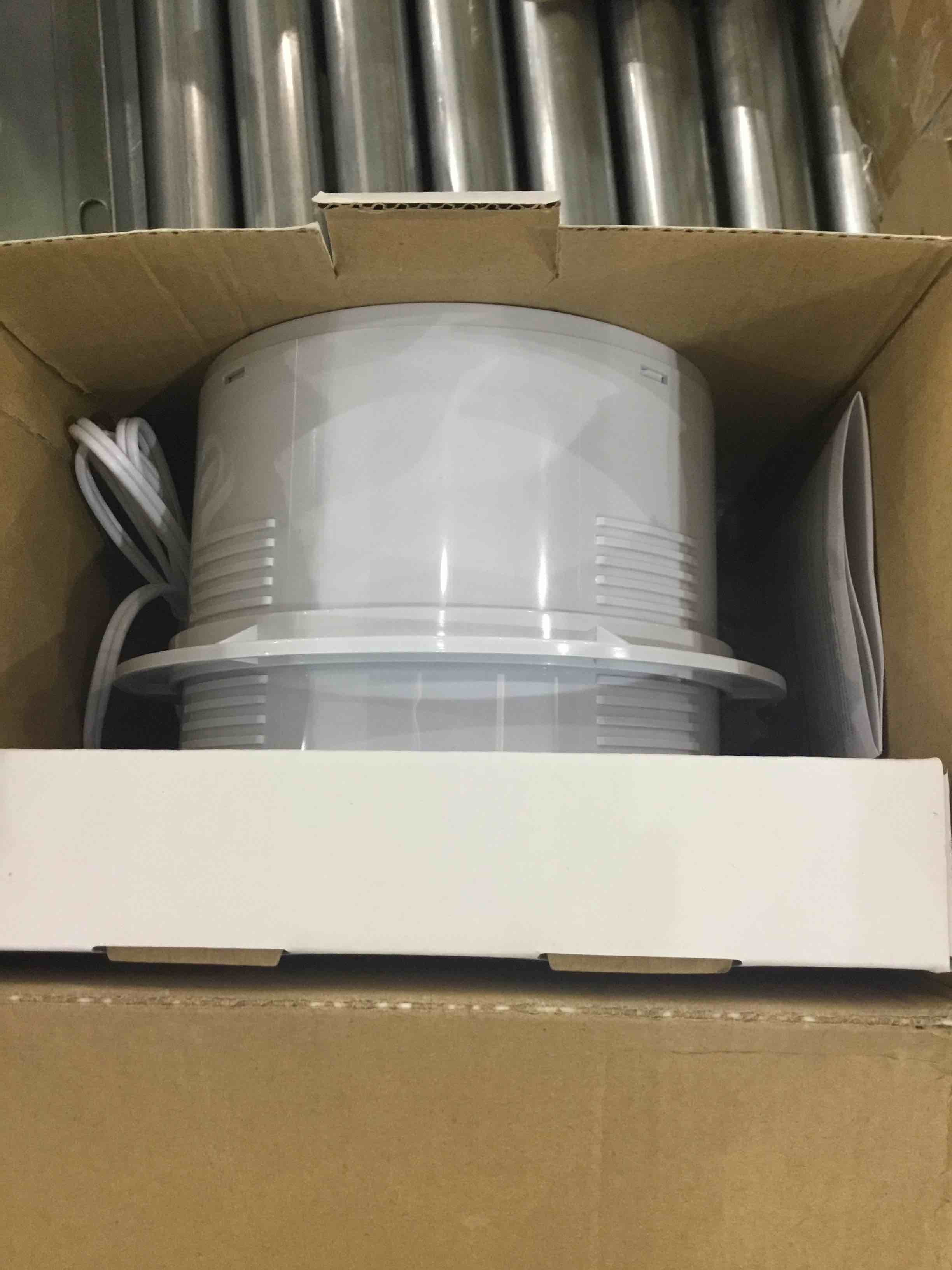 https://s3.amazonaws.com/lotting-images-prod/bidfta/EXS00237217_1685445905711.jpeg