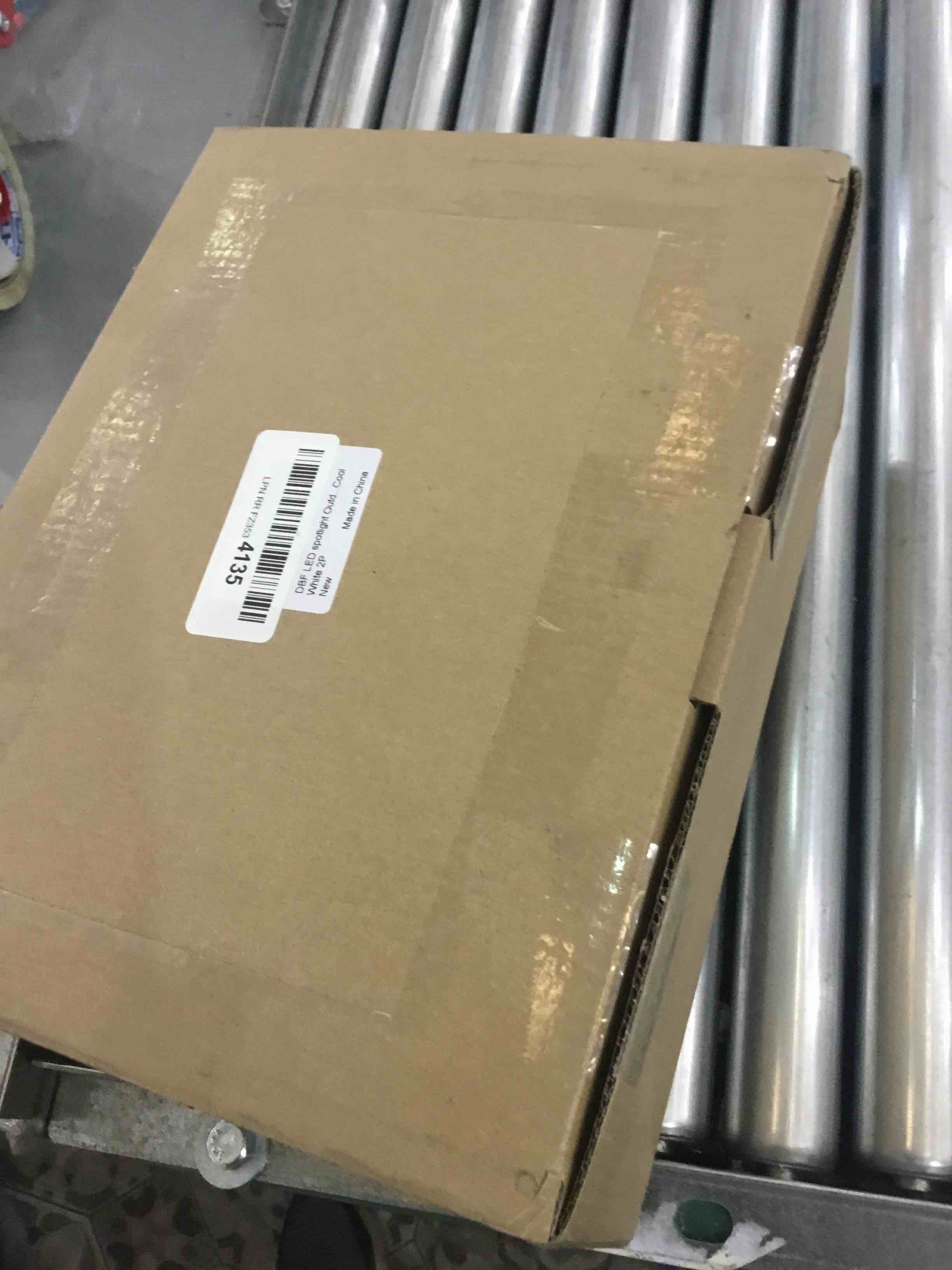 https://s3.amazonaws.com/lotting-images-prod/bidfta/EXS00237281_1685455455759.jpeg