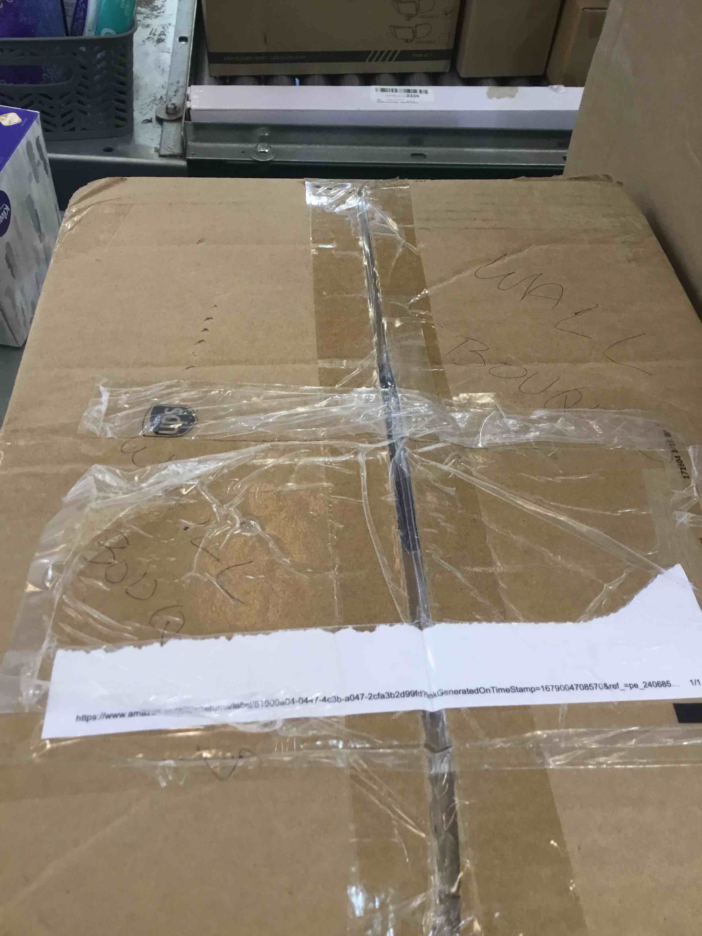 https://s3.amazonaws.com/lotting-images-prod/bidfta/EXS00237348_1685466963694.jpeg
