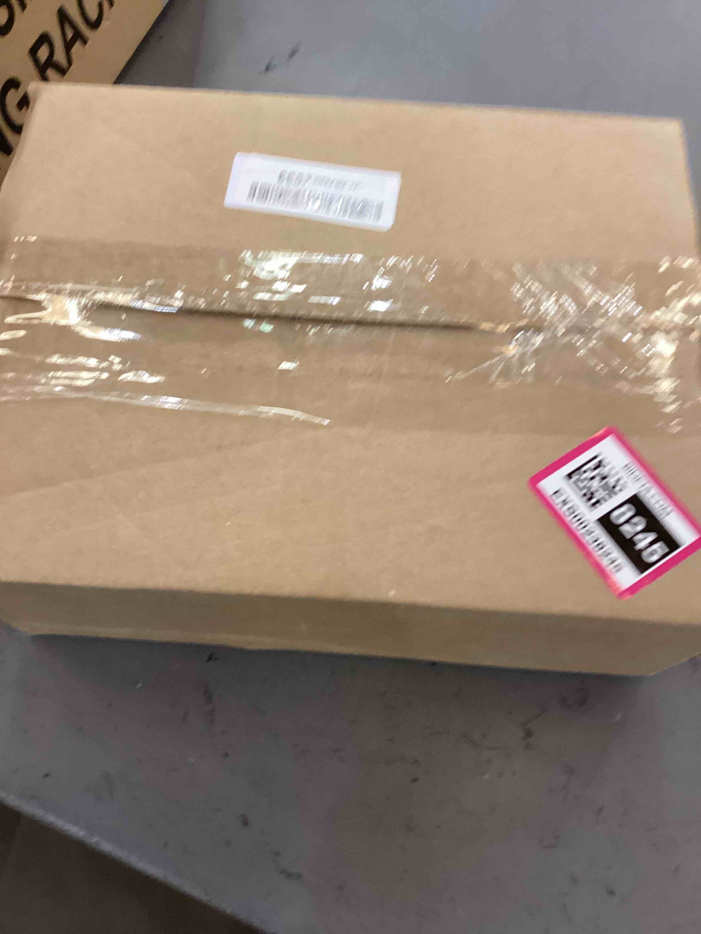 https://s3.amazonaws.com/lotting-images-prod/bidfta/EXS00238245_1684518568059.jpeg