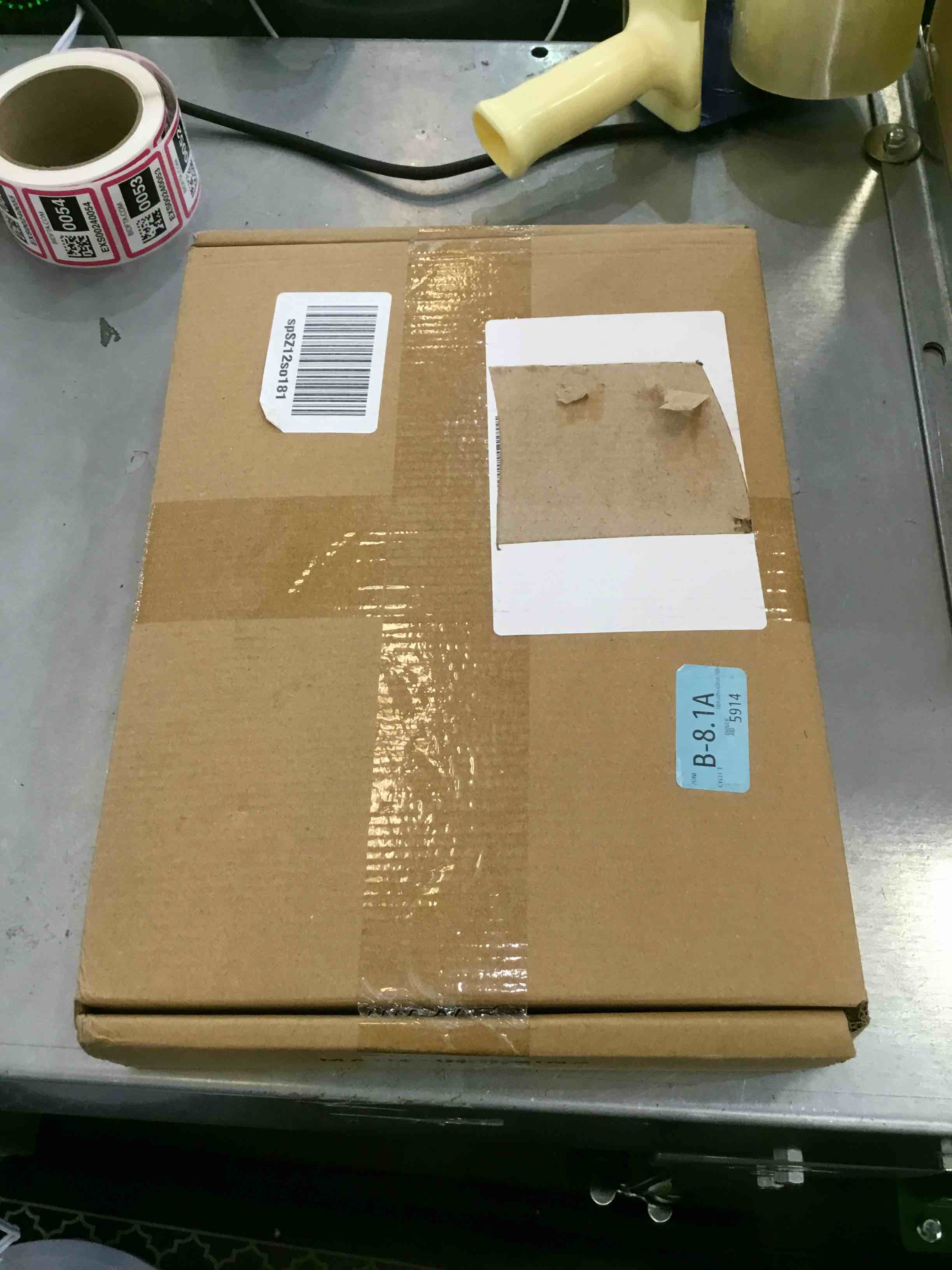https://s3.amazonaws.com/lotting-images-prod/bidfta/EXS00240047_1685466451317.jpeg