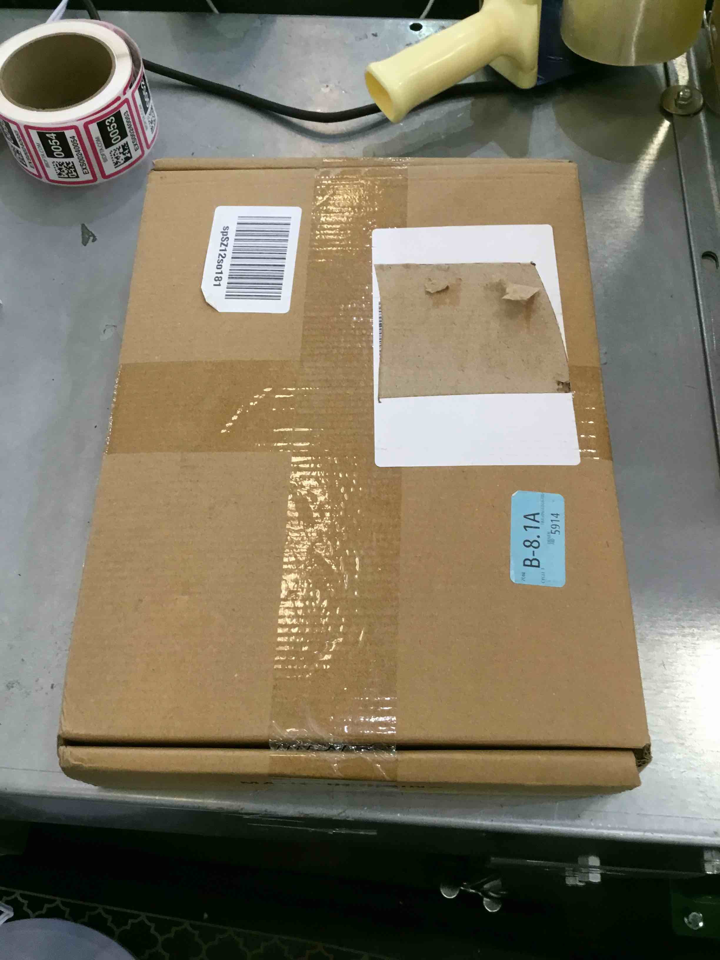 https://s3.amazonaws.com/lotting-images-prod/bidfta/EXS00240047_1685466452890.jpeg