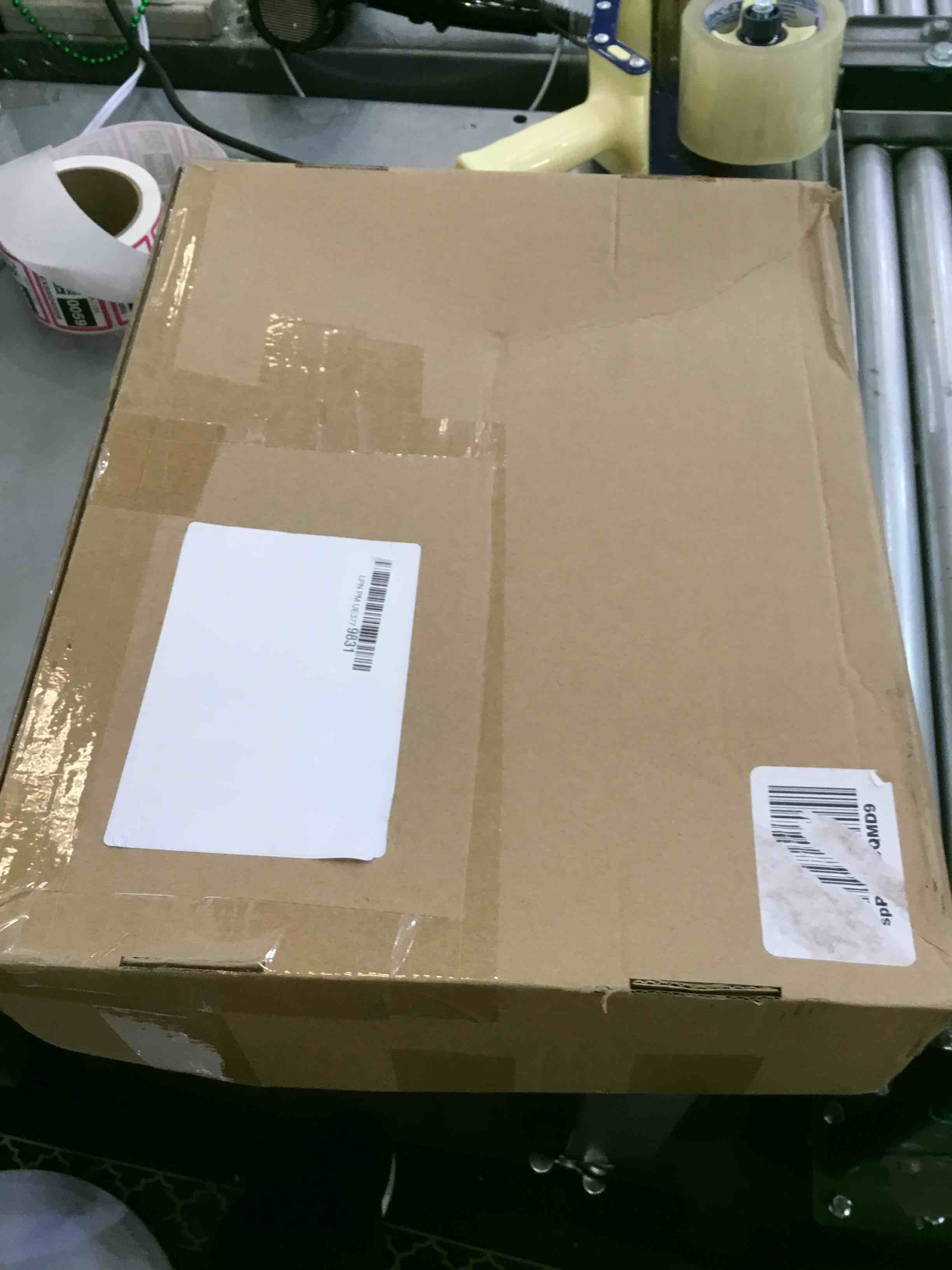 https://s3.amazonaws.com/lotting-images-prod/bidfta/EXS00240050_1685466564215.jpeg
