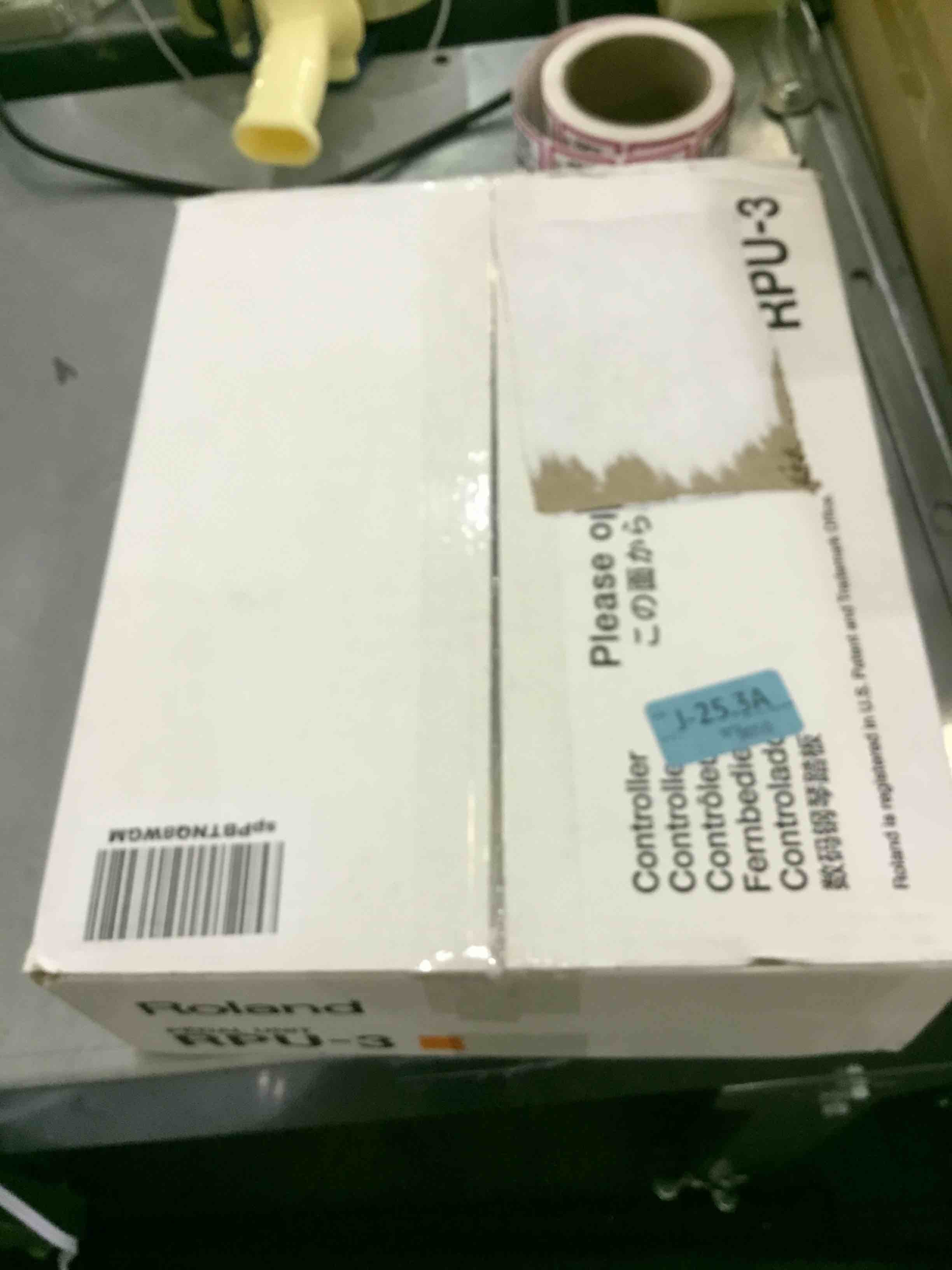 https://s3.amazonaws.com/lotting-images-prod/bidfta/EXS00240065_1685468787810.jpeg