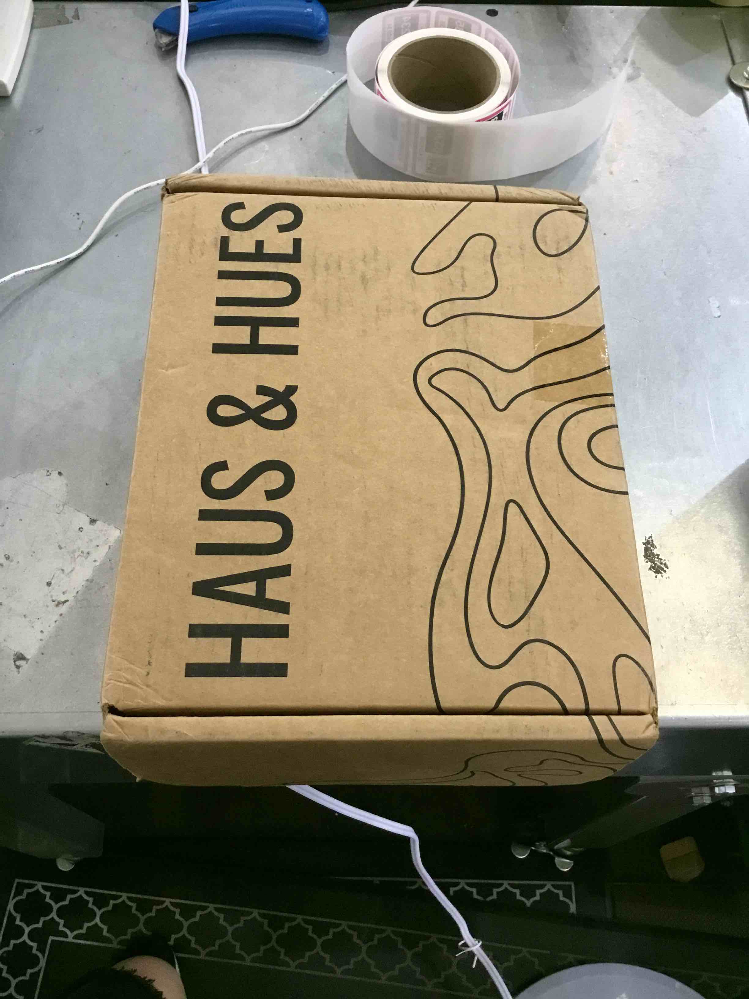 https://s3.amazonaws.com/lotting-images-prod/bidfta/EXS00240234_1685544211676.jpeg