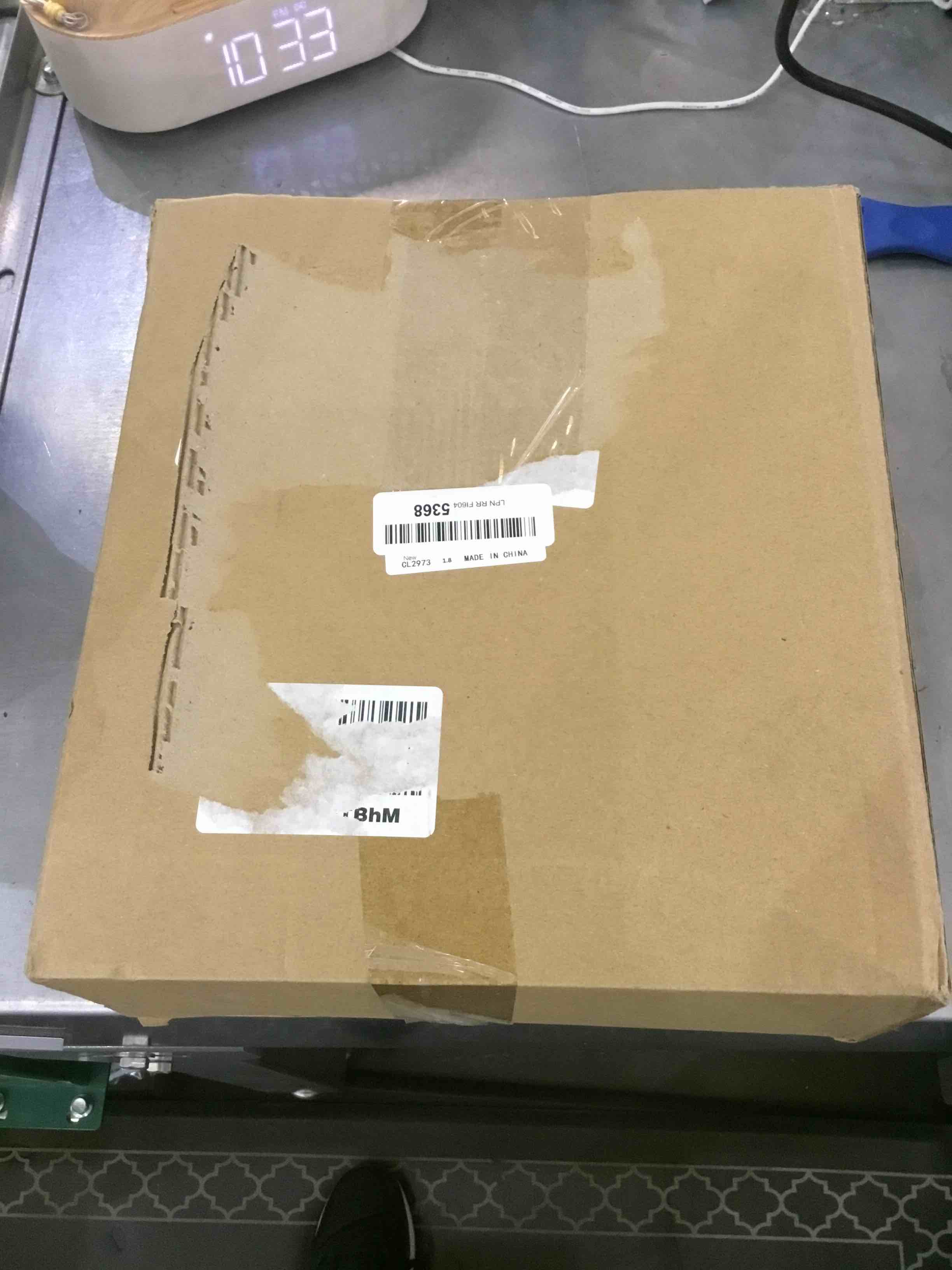 https://s3.amazonaws.com/lotting-images-prod/bidfta/EXS00240353_1685712871972.jpeg