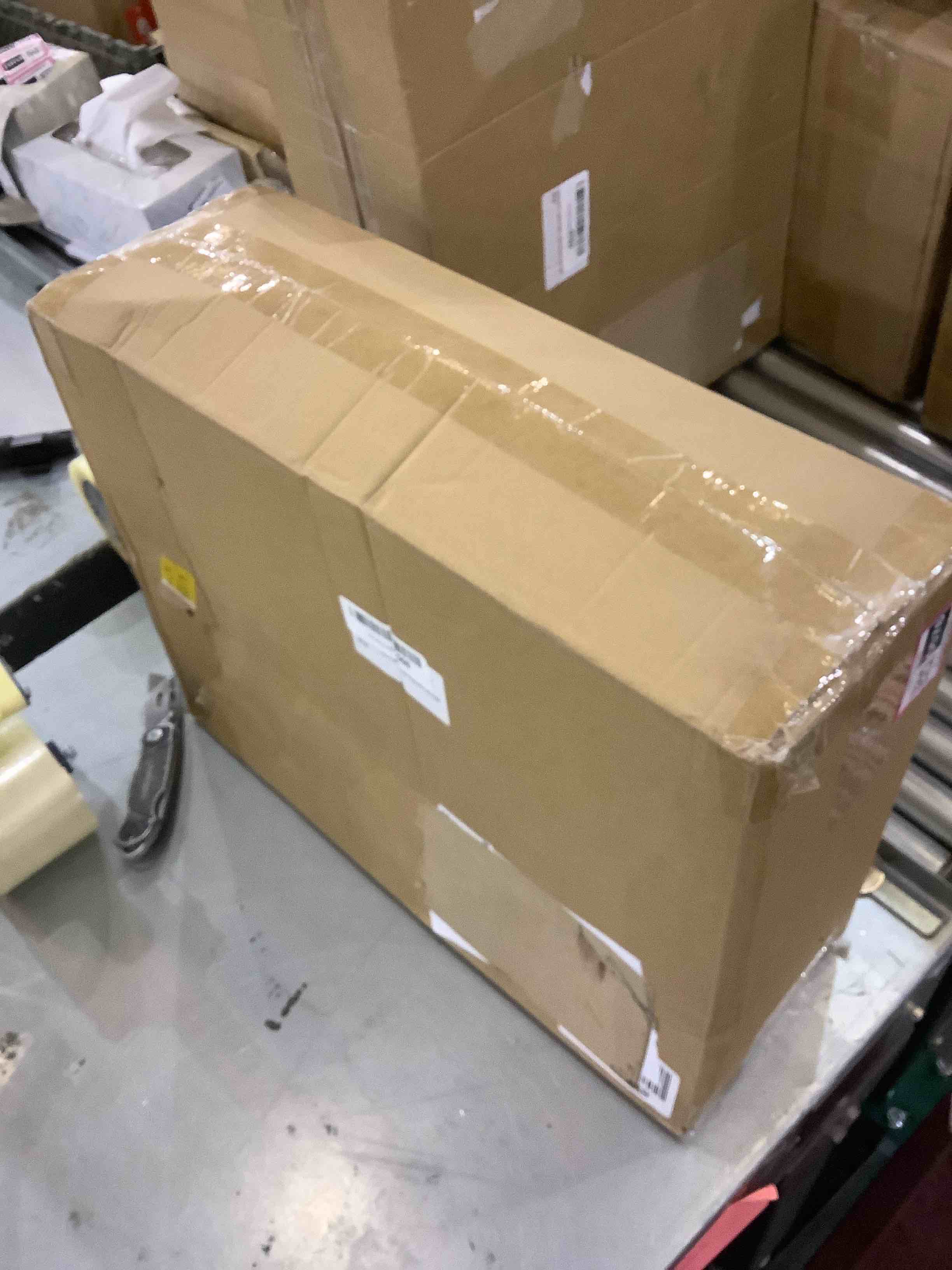 https://s3.amazonaws.com/lotting-images-prod/bidfta/EXS00240573_1685536914044.jpeg
