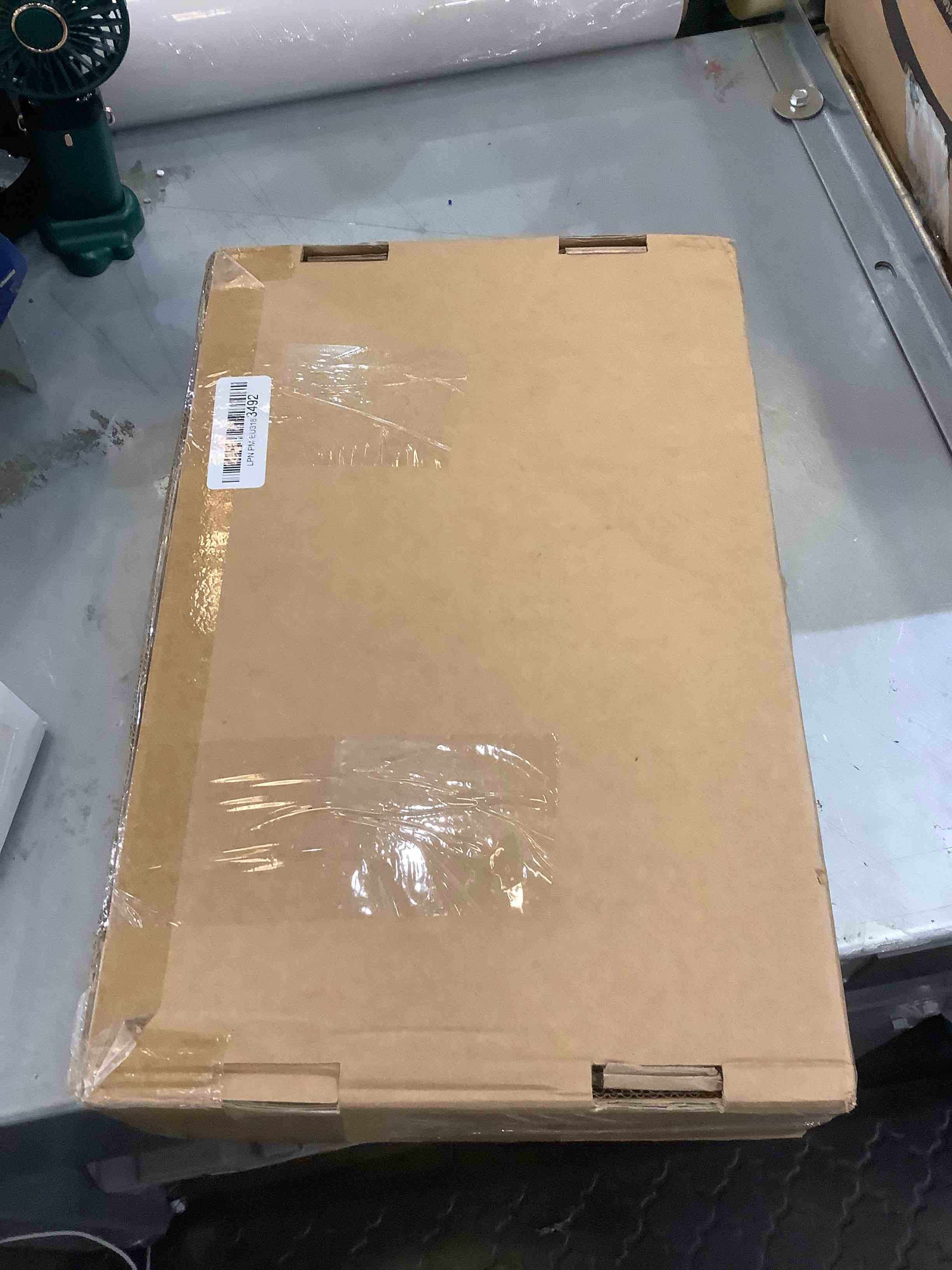 https://s3.amazonaws.com/lotting-images-prod/bidfta/EXS00240884_1685720167531.jpeg